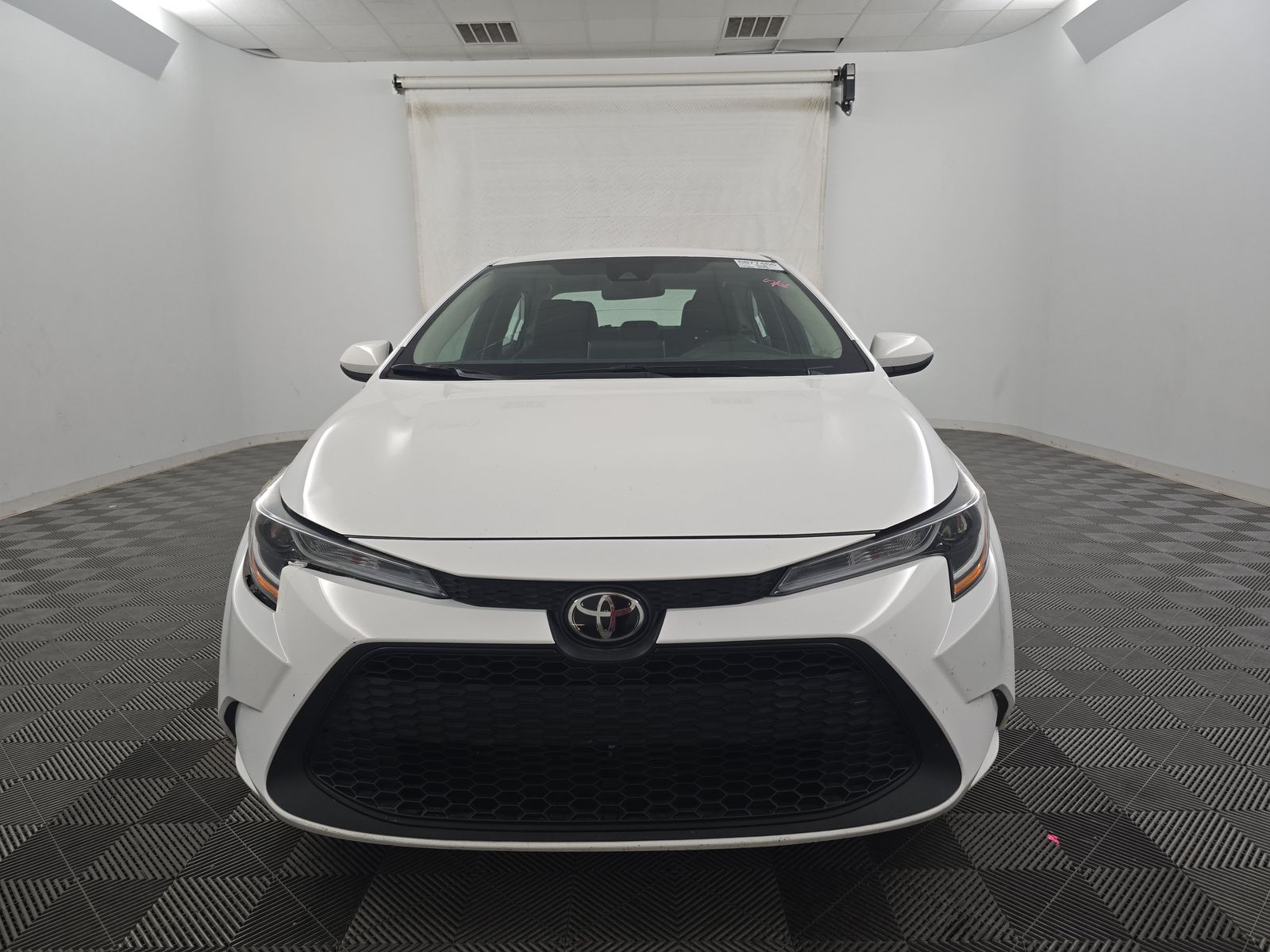 2020 Toyota Corolla LE FWD