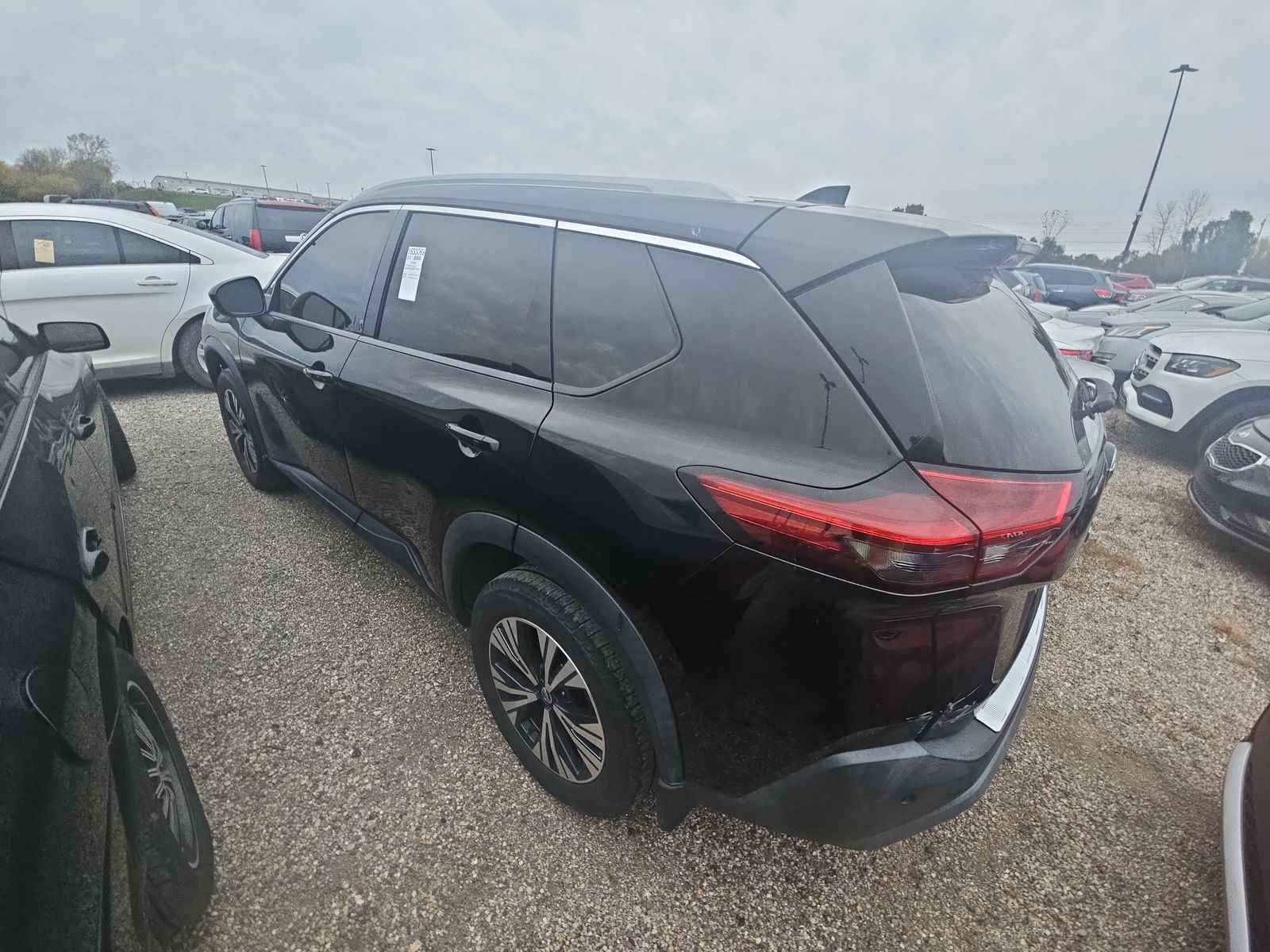 2021 Nissan Rogue SV FWD