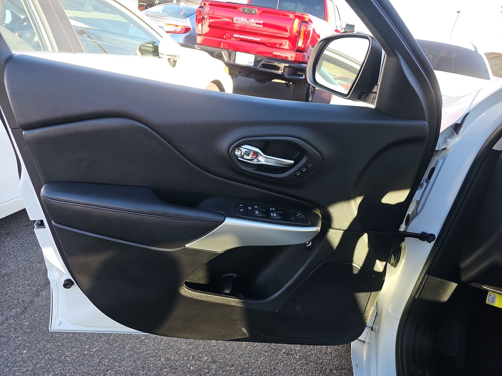 2018 Jeep Cherokee Overland AWD