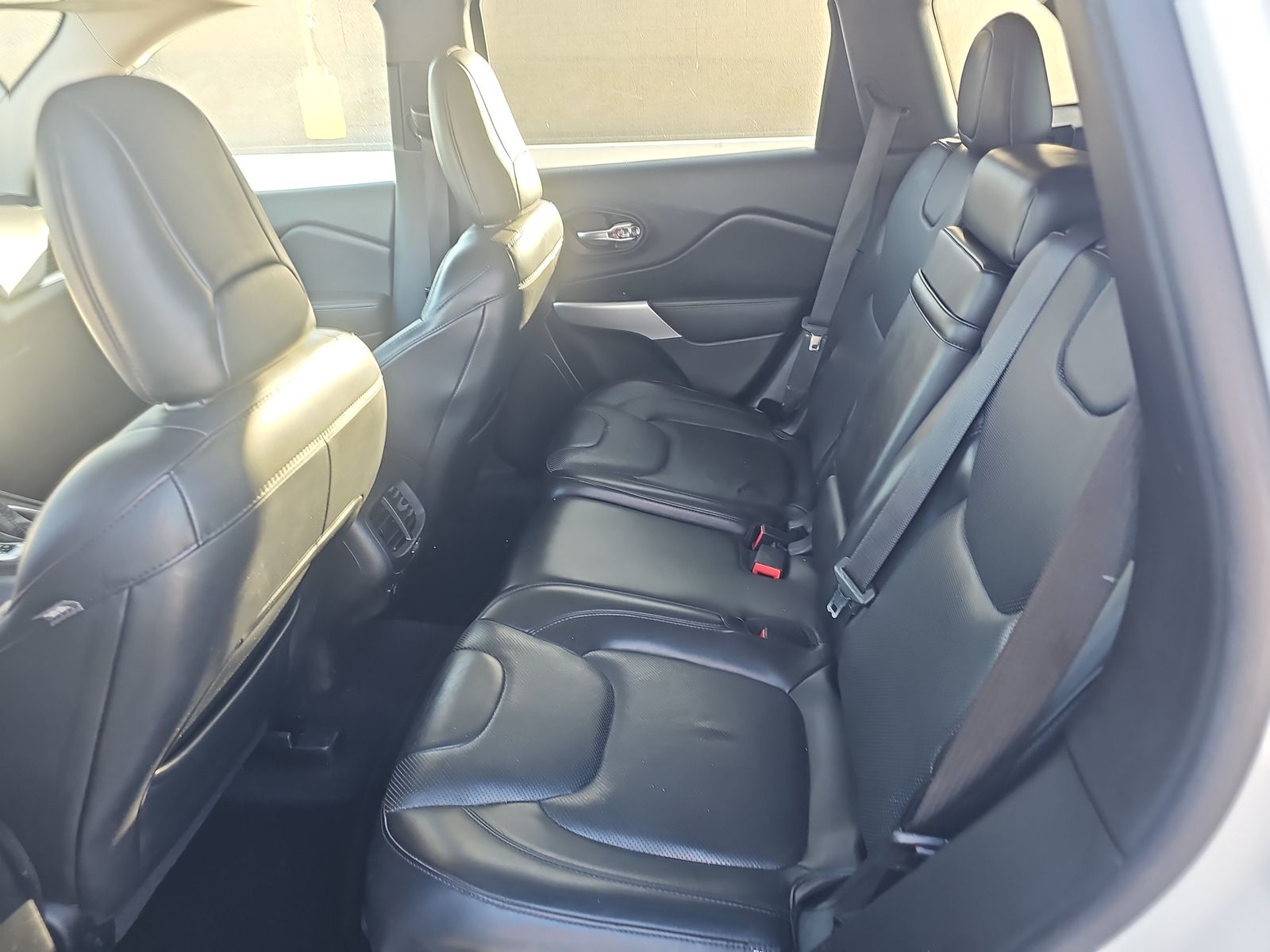 2018 Jeep Cherokee Overland AWD