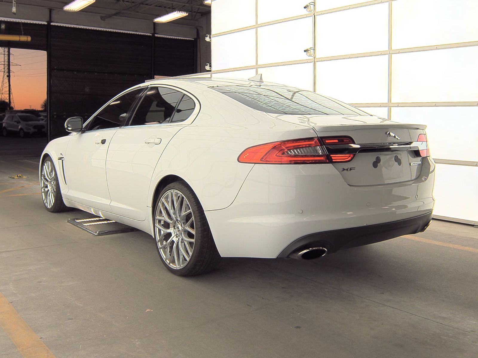 2013 Jaguar XF 2.0T FWD