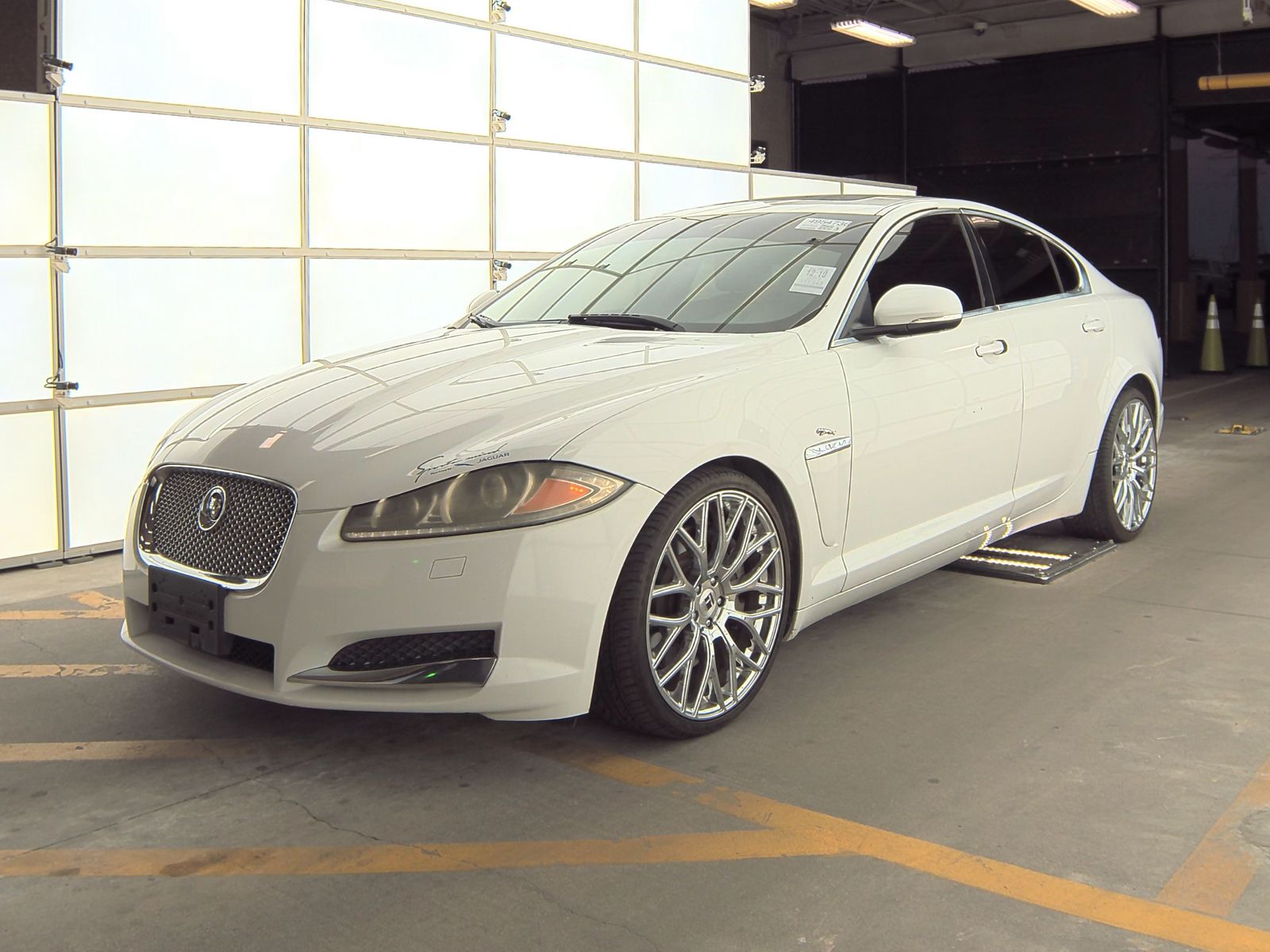 2013 Jaguar XF 2.0T FWD