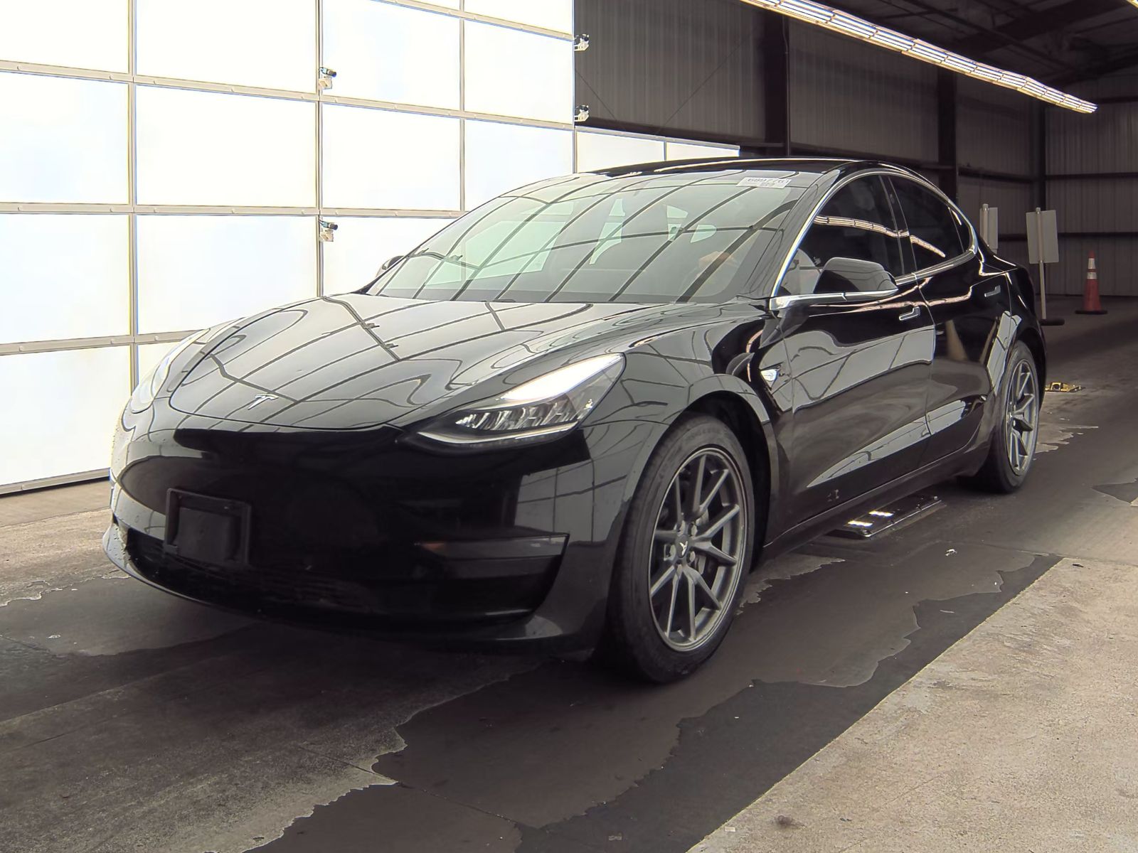2019 Tesla Model 3 Standard Range Plus FWD