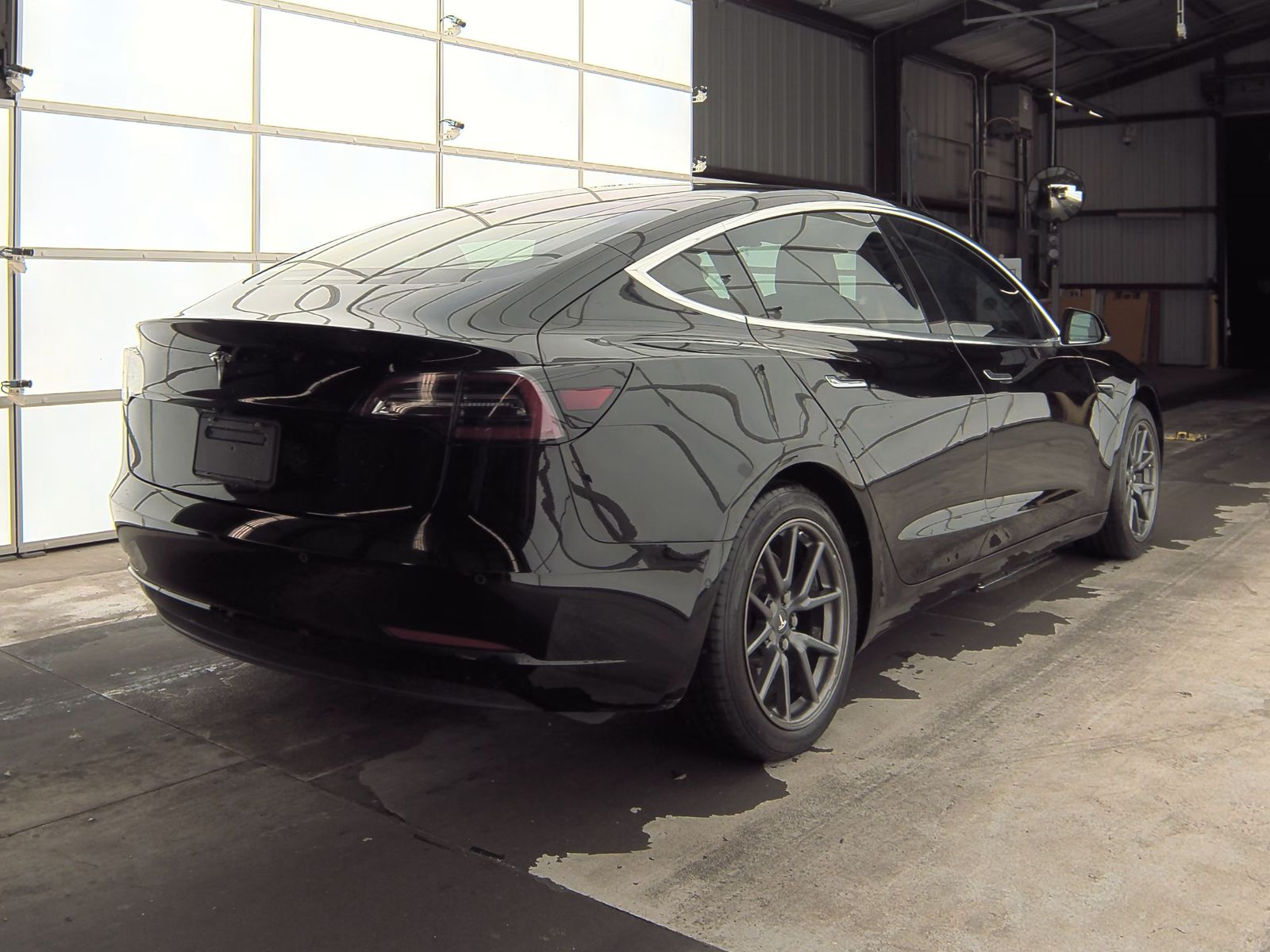 2019 Tesla Model 3 Standard Range Plus FWD