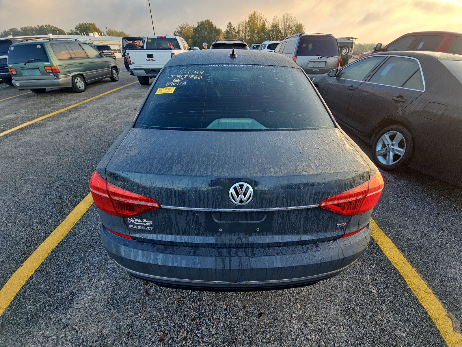 2017 Volkswagen Passat 1.8T R-Line FWD