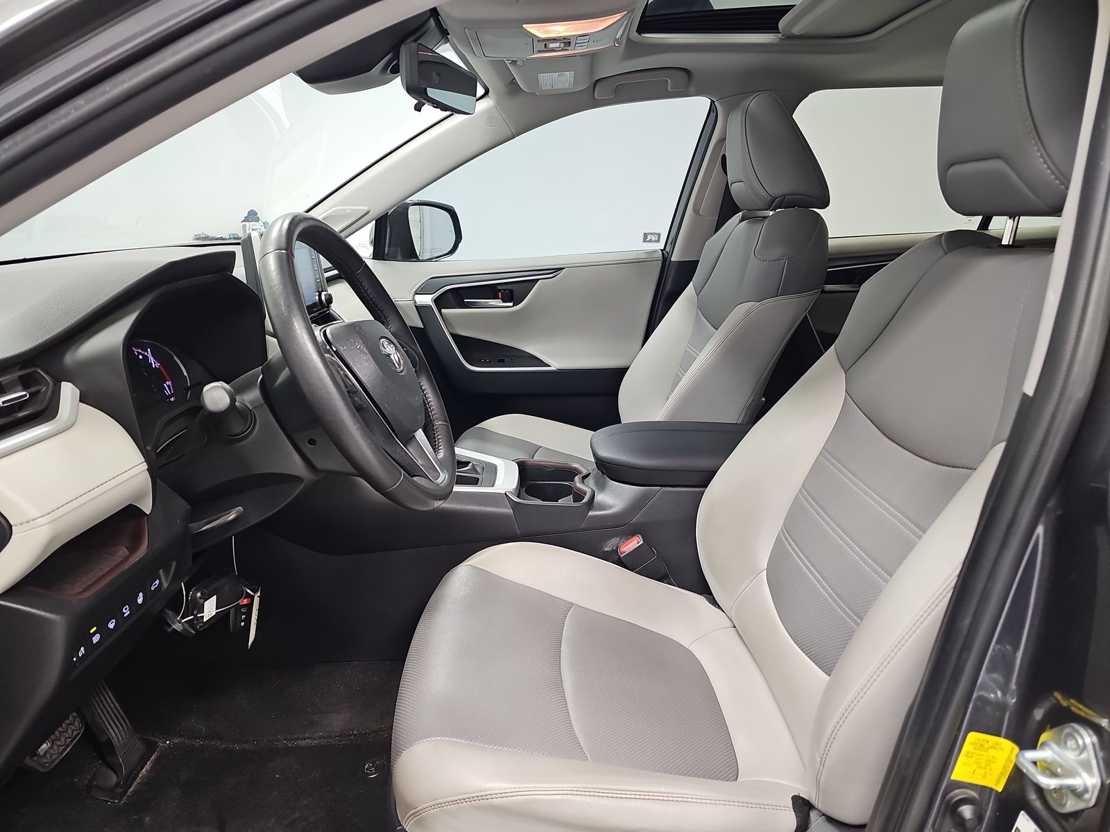 2021 Toyota RAV4 Limited FWD