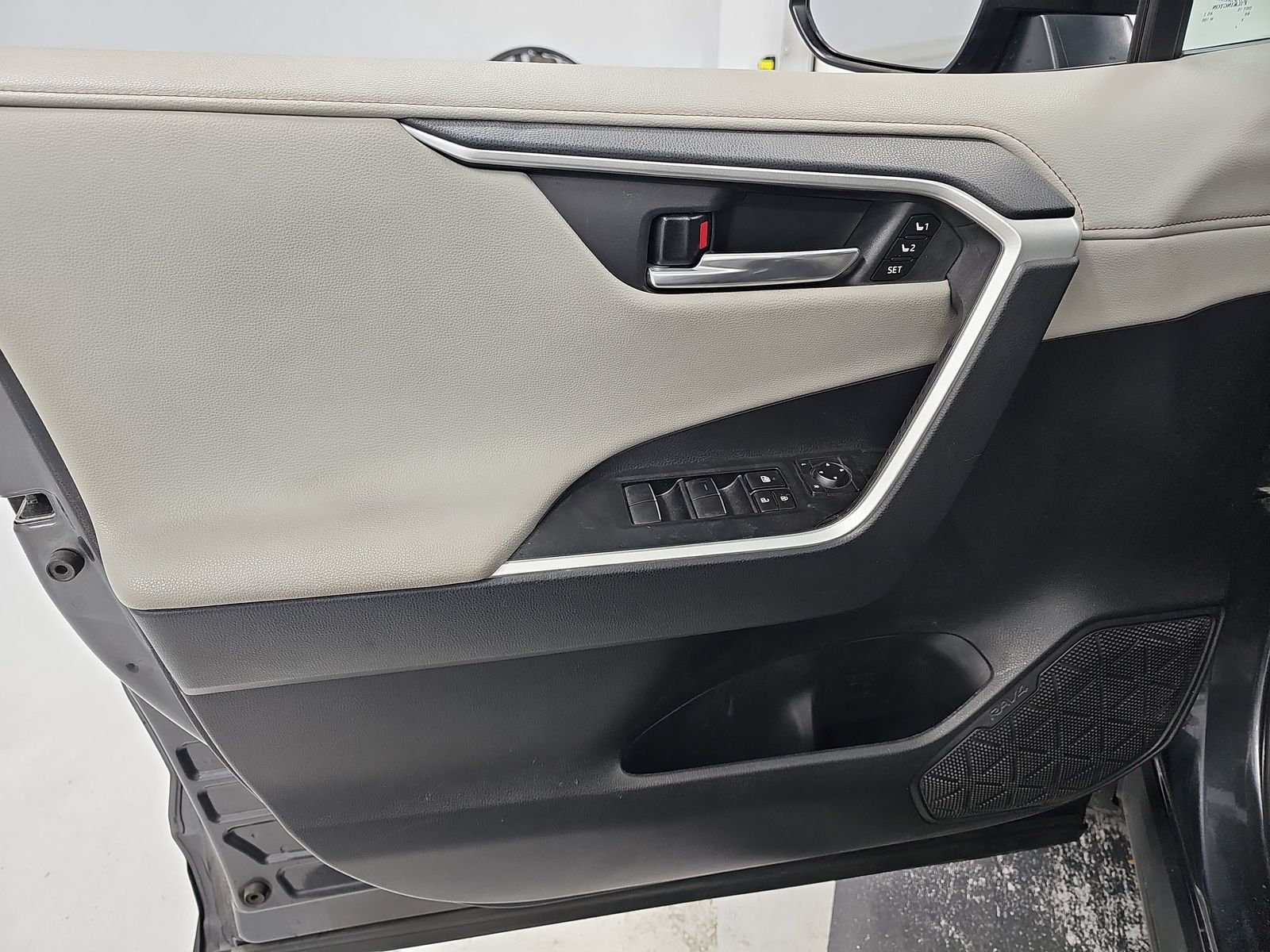 2021 Toyota RAV4 Limited FWD