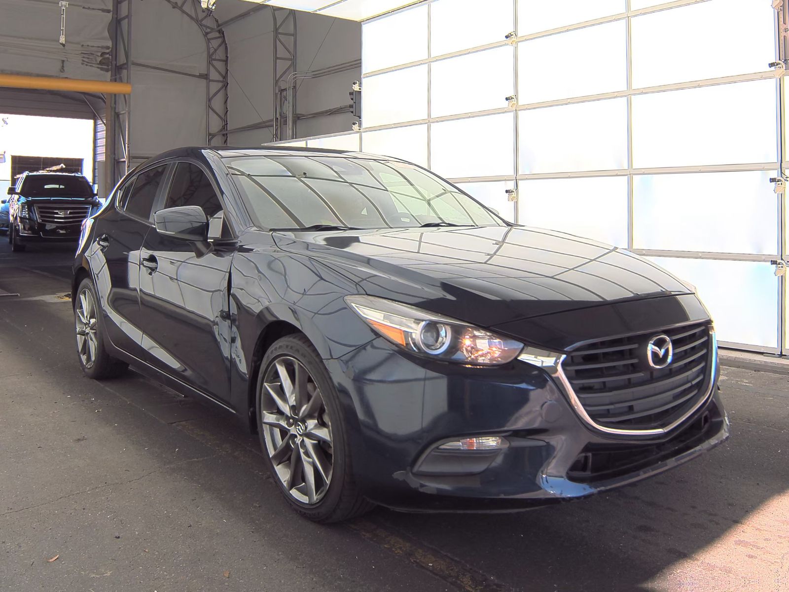 2018 MAZDA MAZDA3 Touring FWD