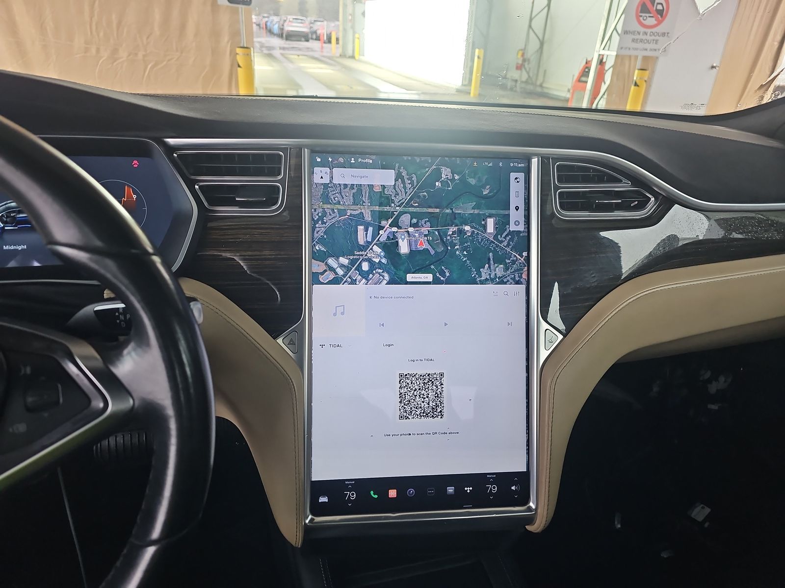 2016 Tesla Model S 70 RWD