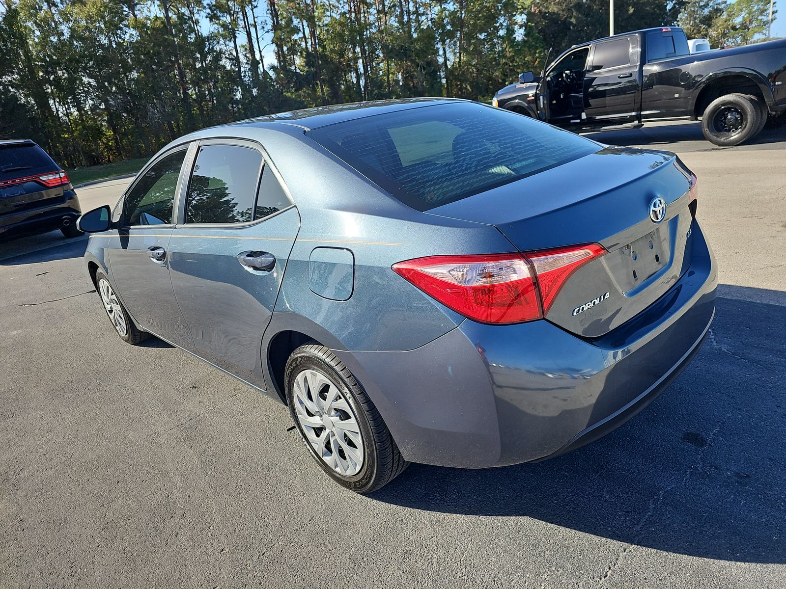2018 Toyota Corolla LE FWD