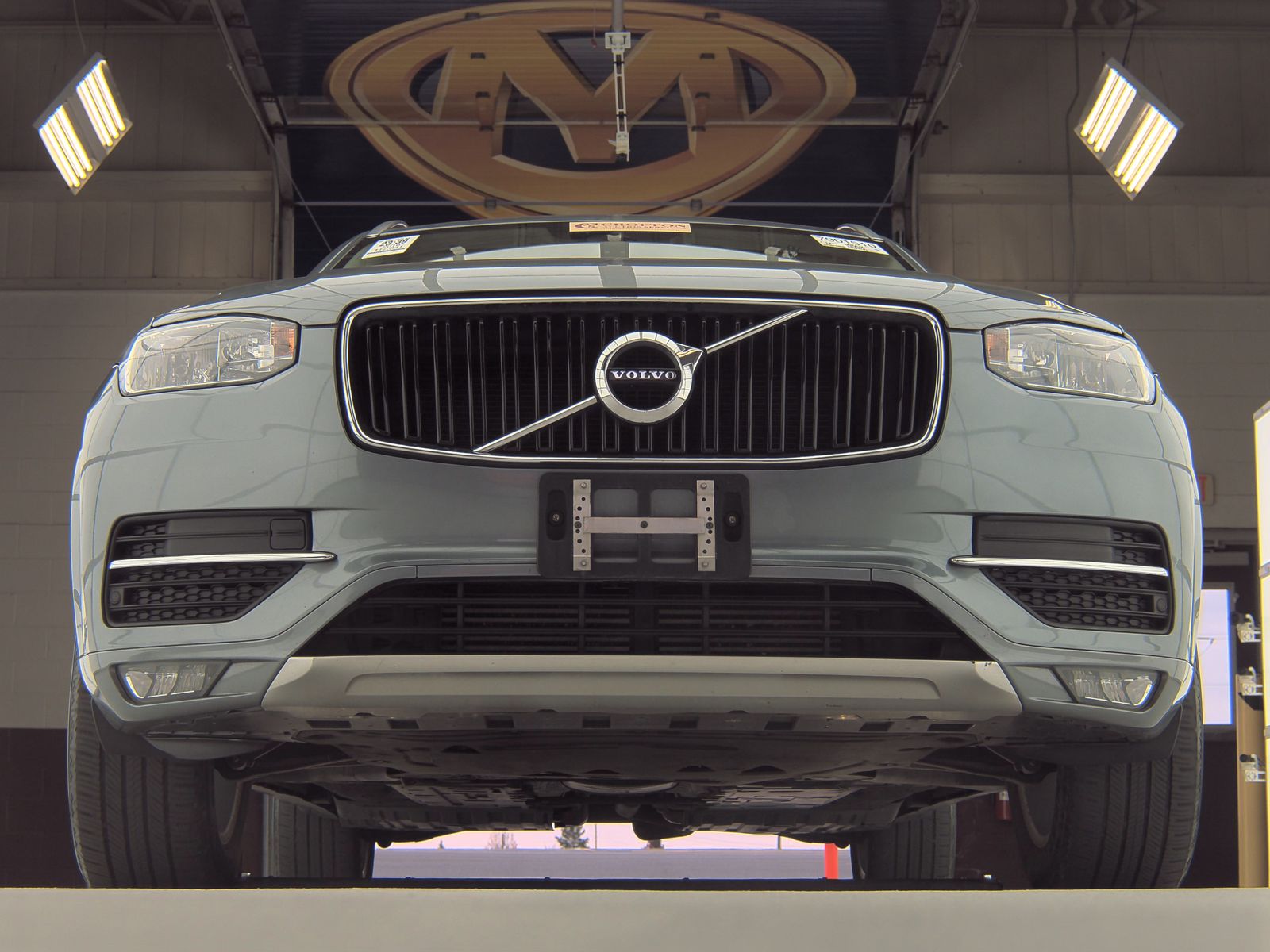 2016 Volvo XC90 T6 Momentum AWD