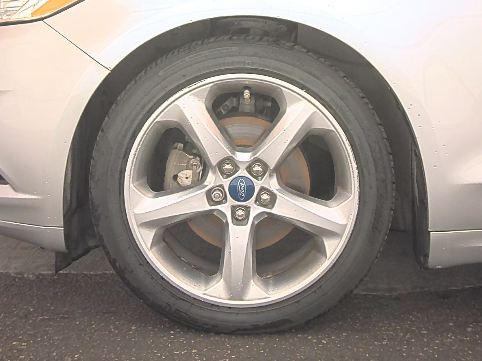 2016 Ford Fusion SE FWD