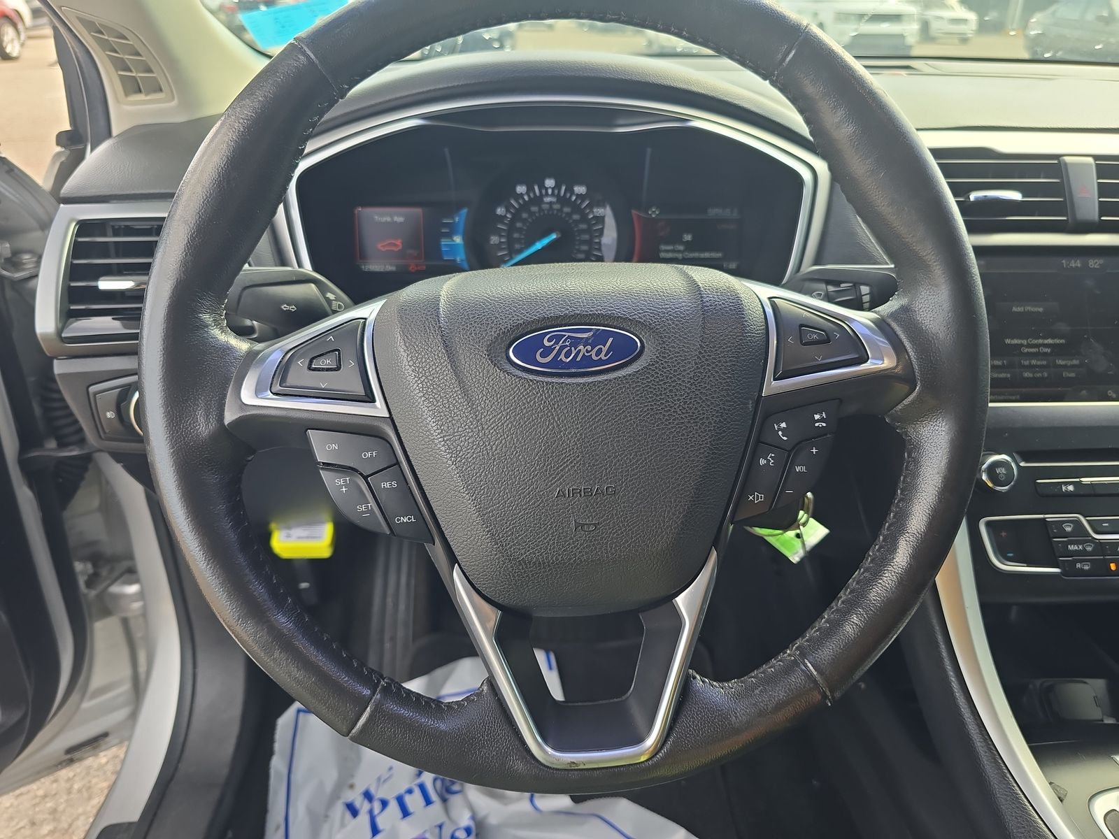 2016 Ford Fusion SE FWD