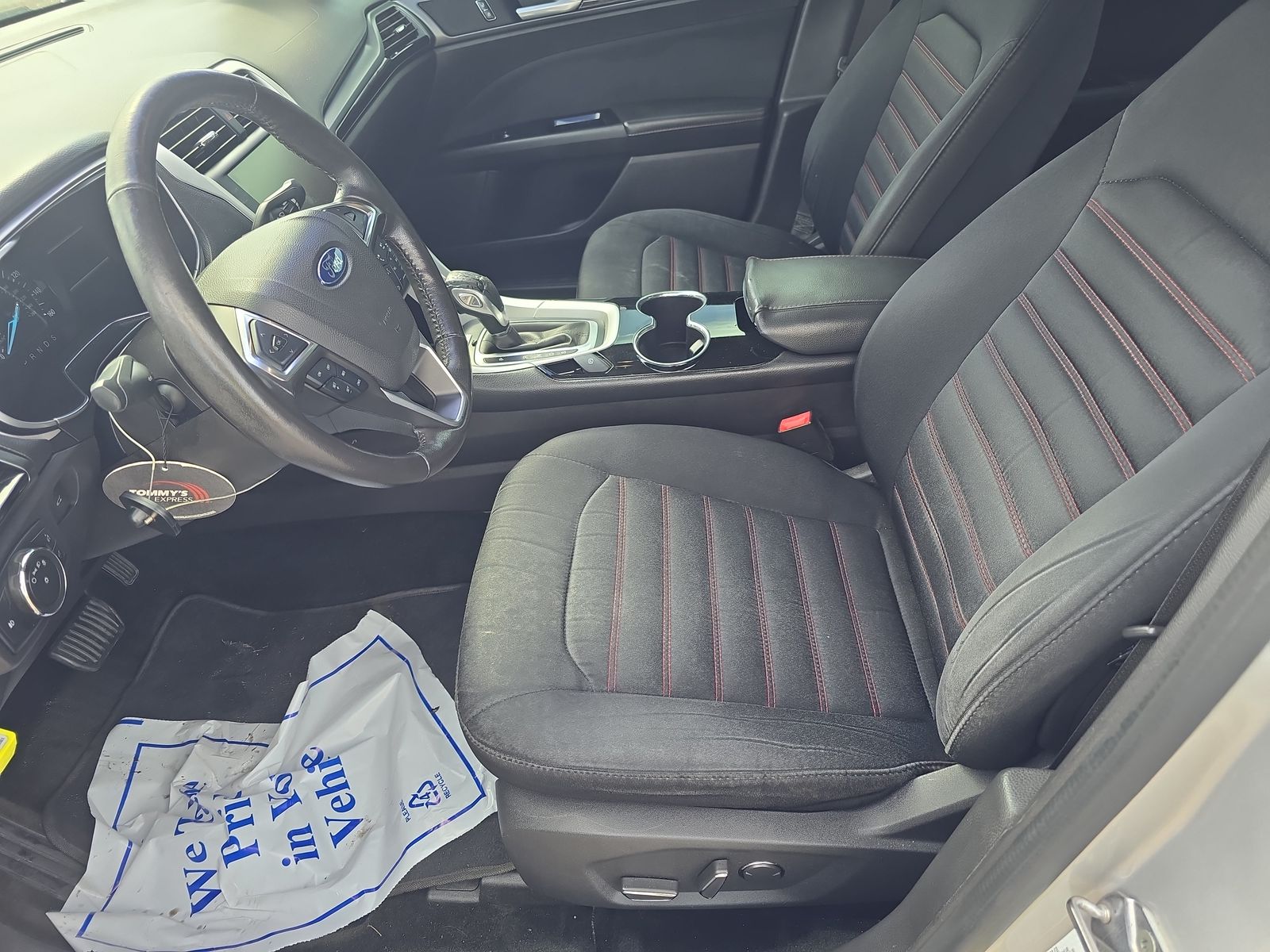 2016 Ford Fusion SE FWD