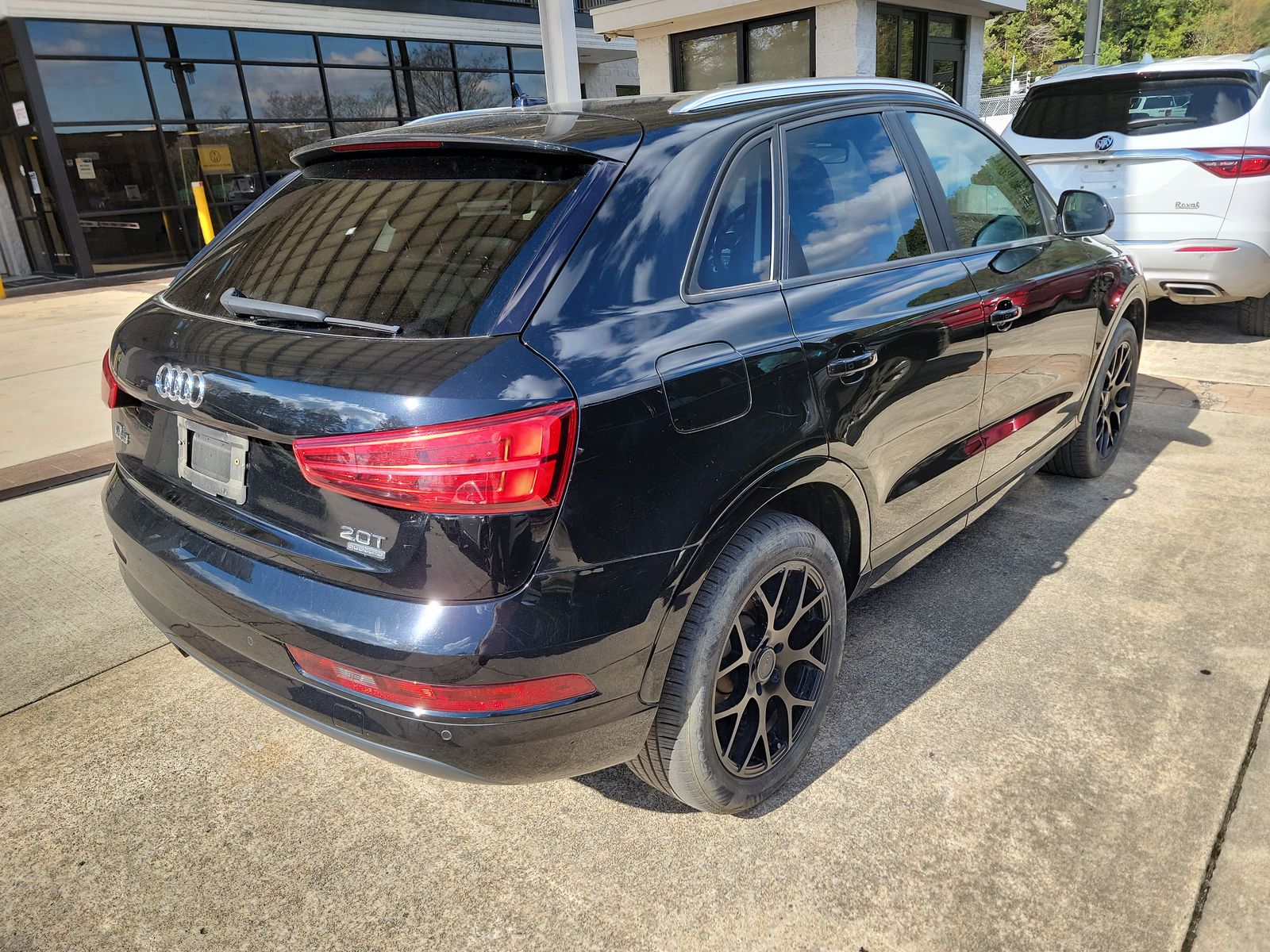 2017 Audi Q3 2.0T Premium AWD