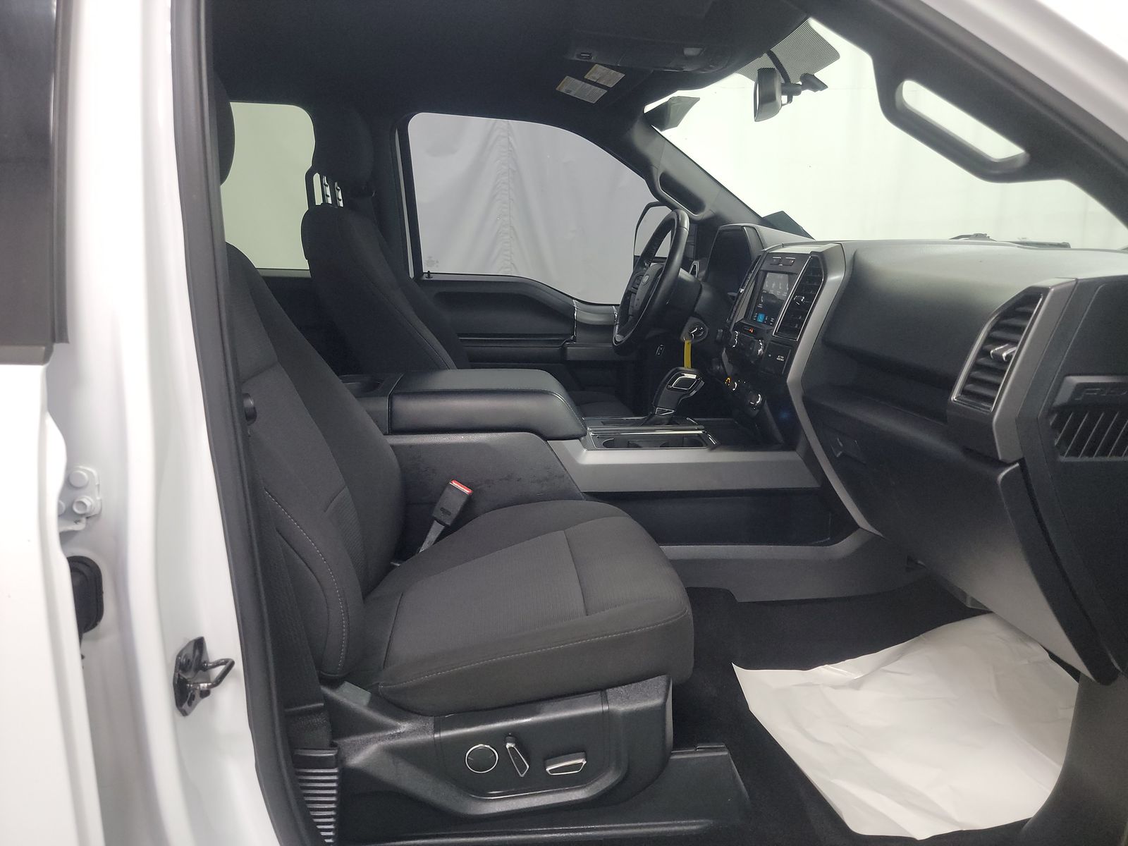 2017 Ford F-150 XLT AWD