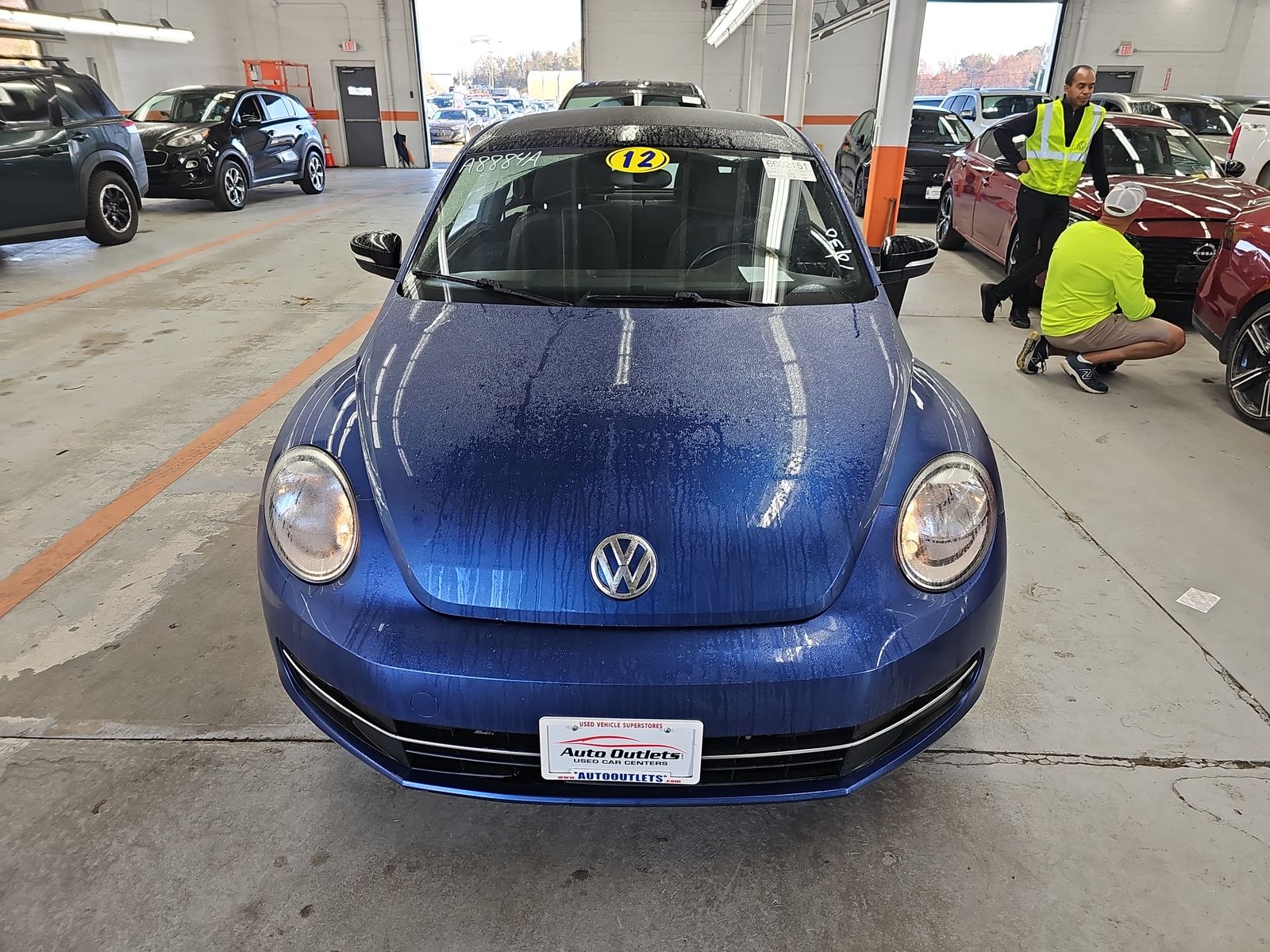 2012 Volkswagen Beetle 2.0T Turbo FWD