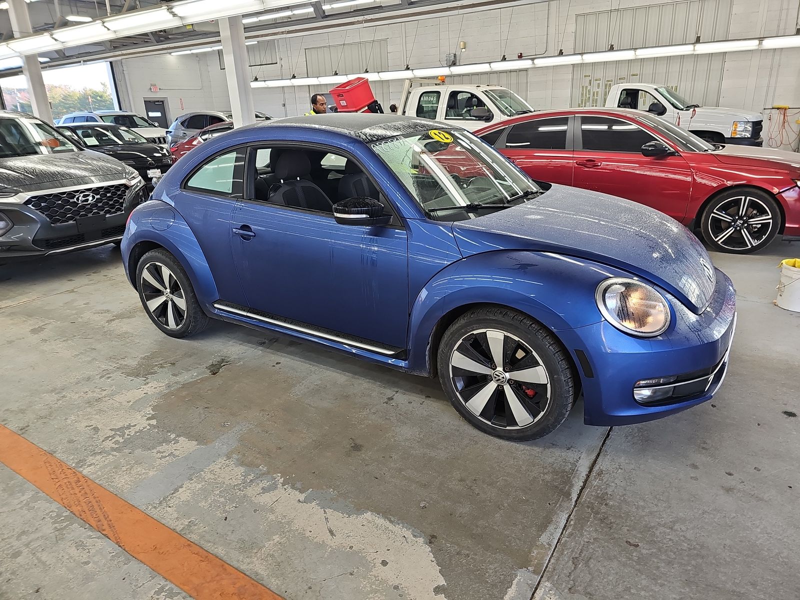 2012 Volkswagen Beetle 2.0T Turbo FWD