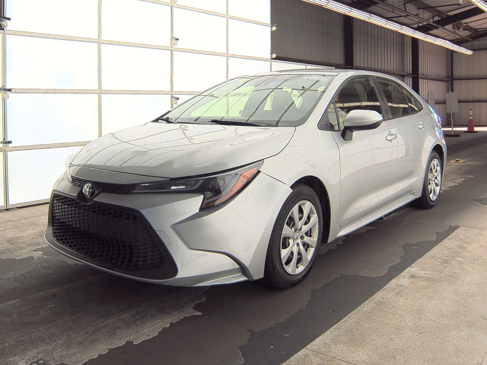 2022 Toyota Corolla LE FWD