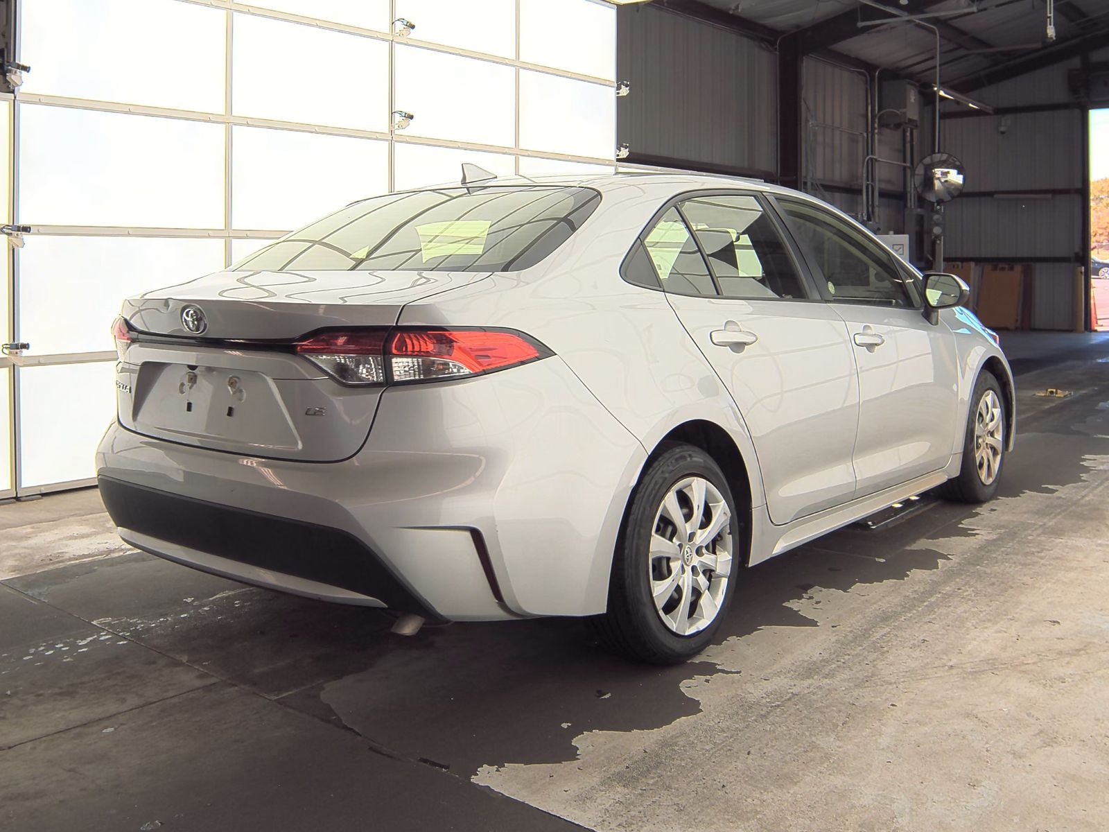 2022 Toyota Corolla LE FWD