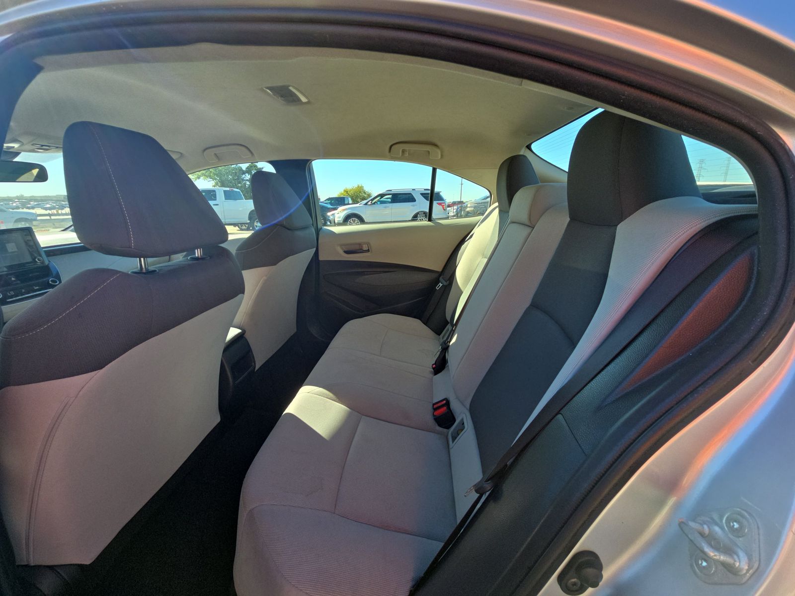 2022 Toyota Corolla LE FWD