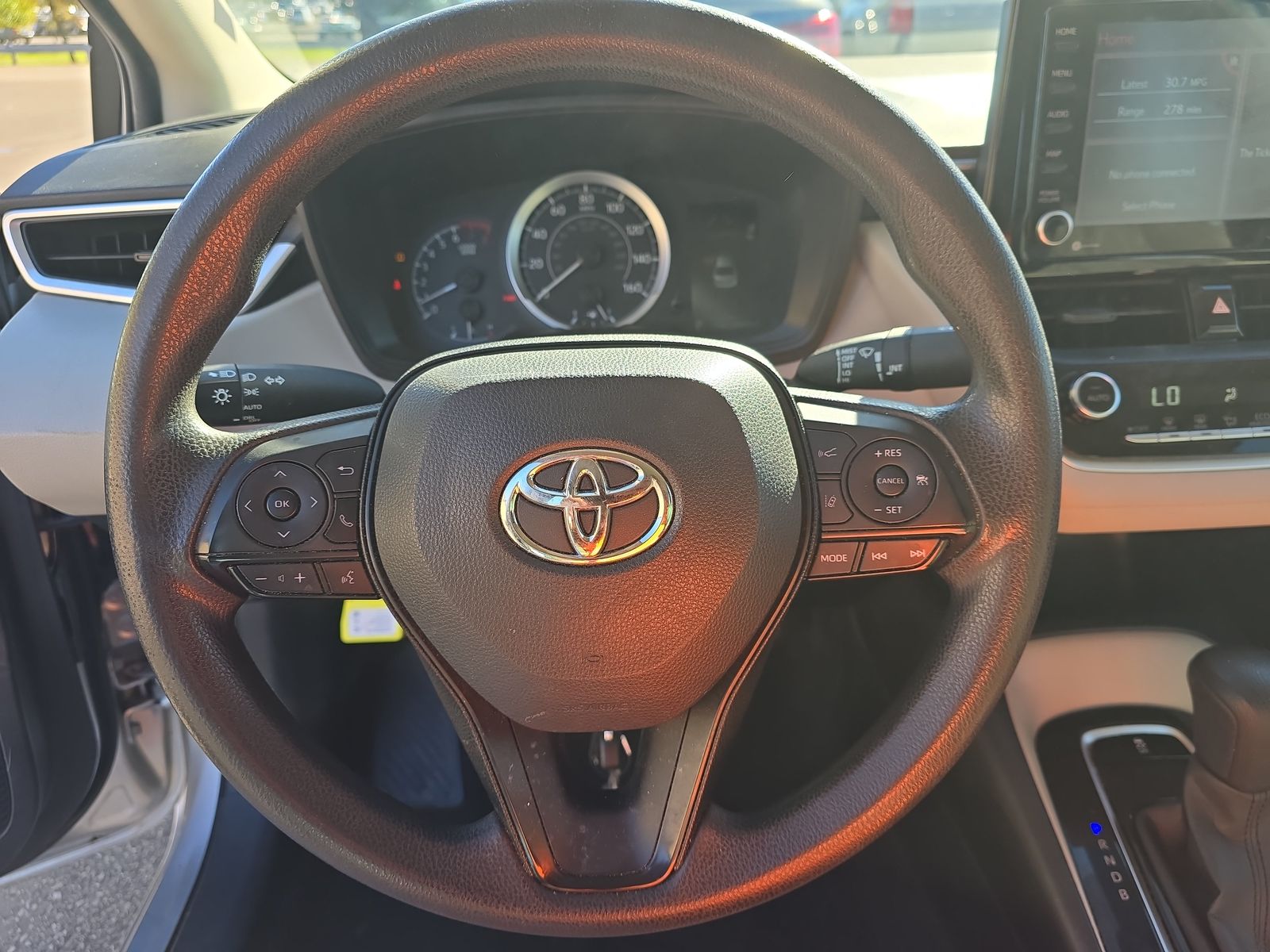 2022 Toyota Corolla LE FWD