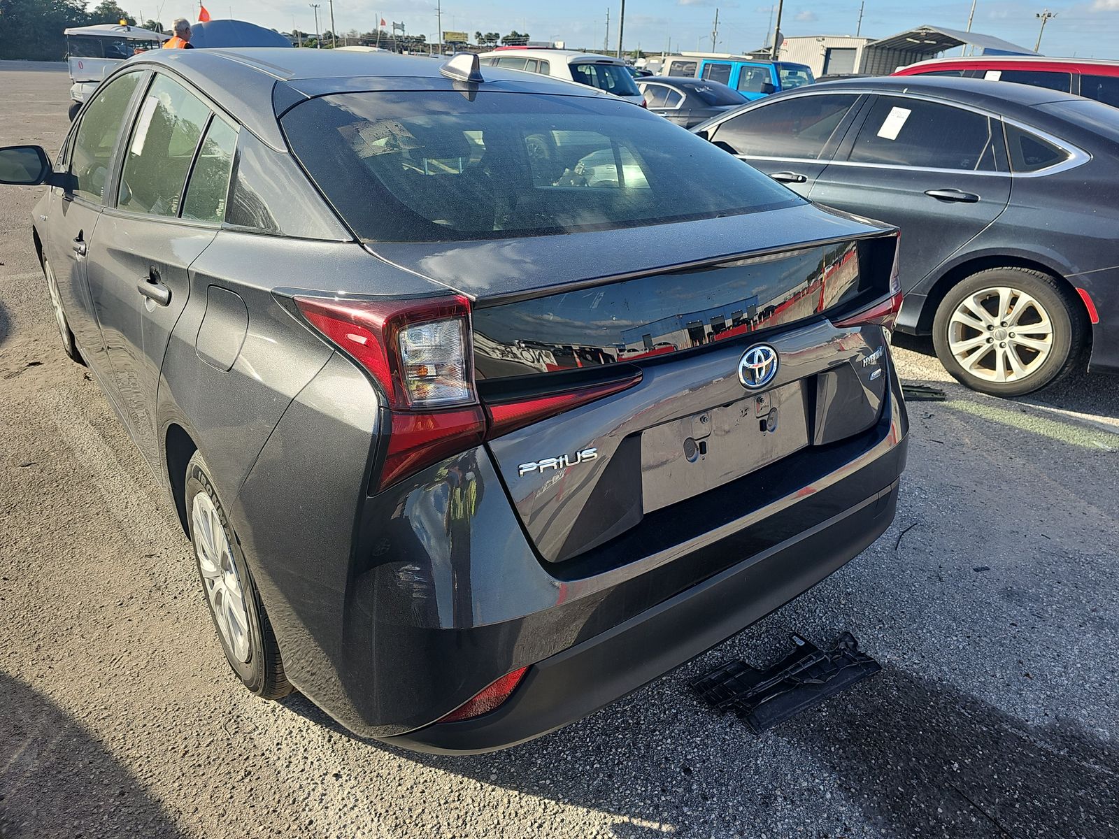 2022 Toyota Prius L Eco FWD