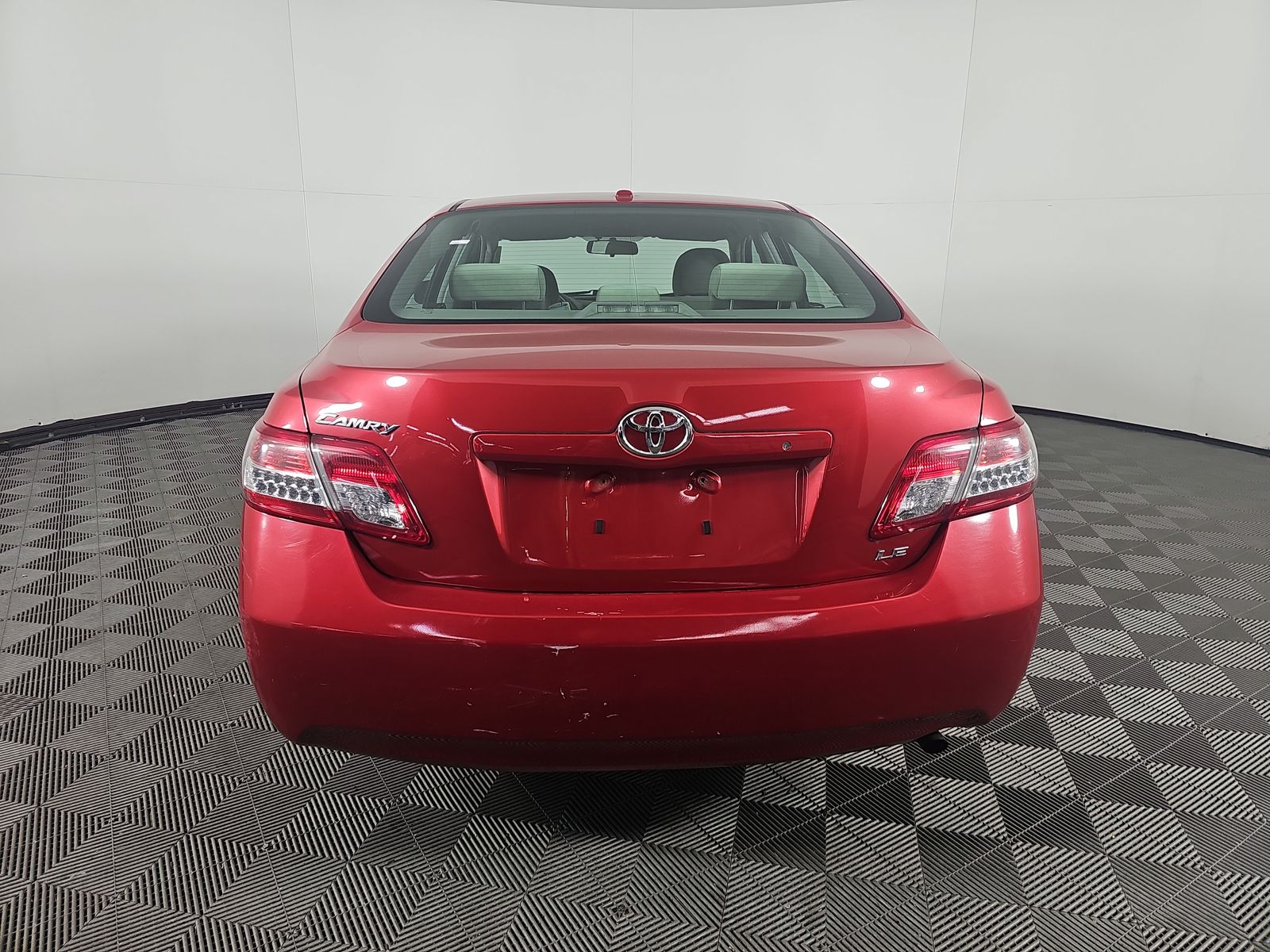 2011 Toyota Camry LE FWD