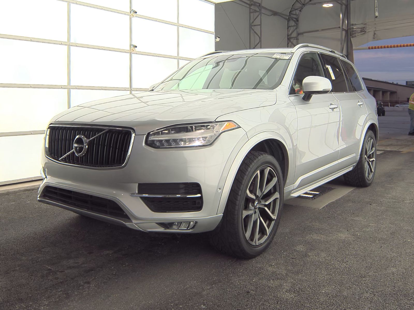 2018 Volvo XC90 T5 Momentum 7-Passenger
