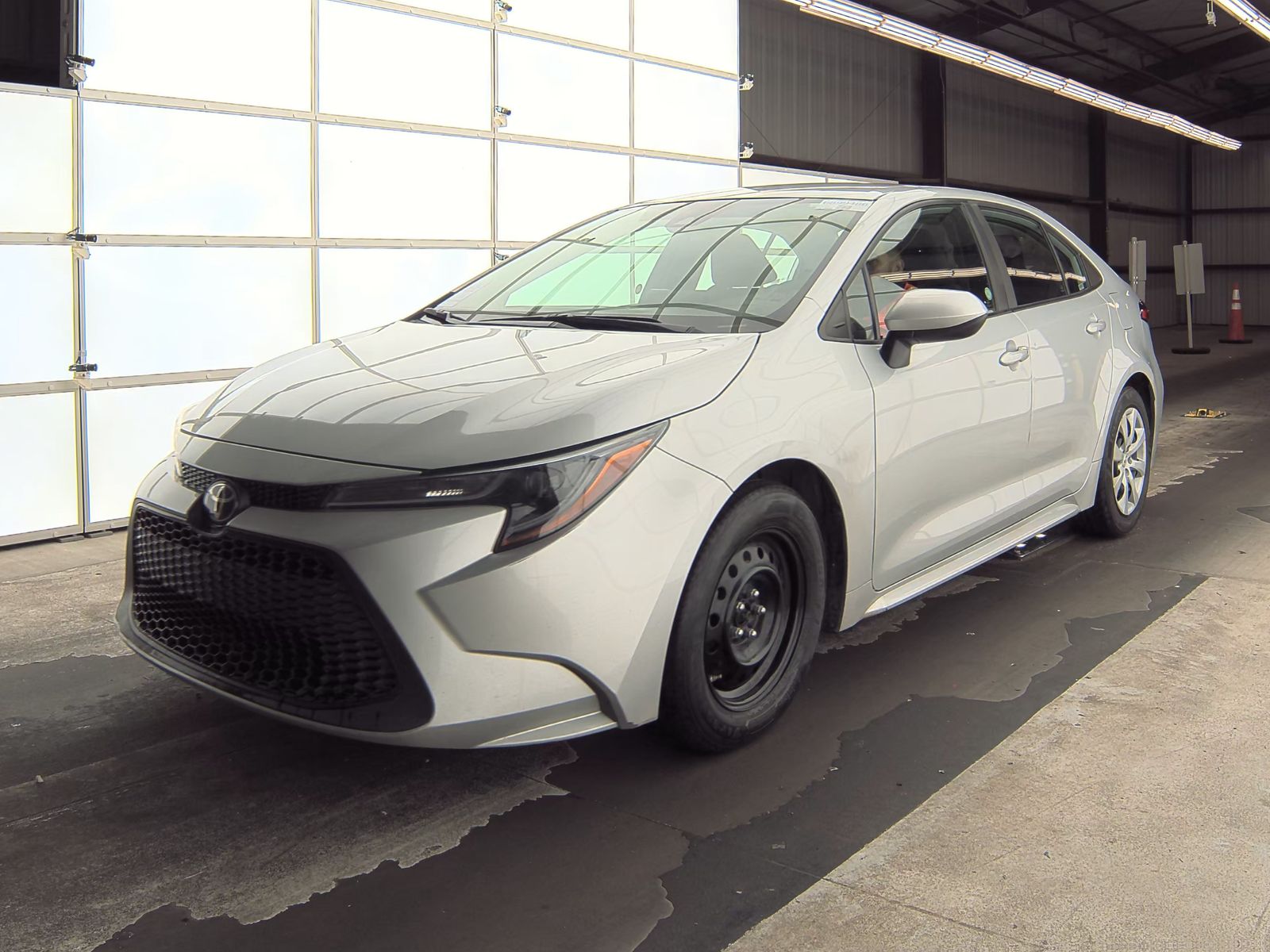2022 Toyota Corolla LE FWD