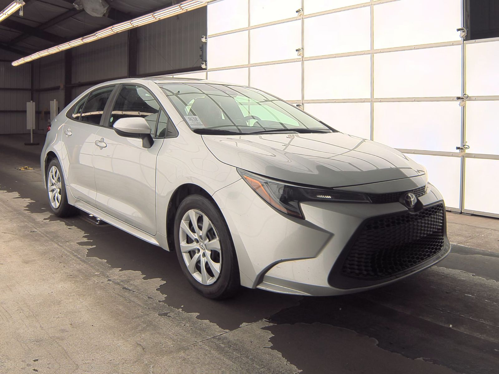 2022 Toyota Corolla LE FWD