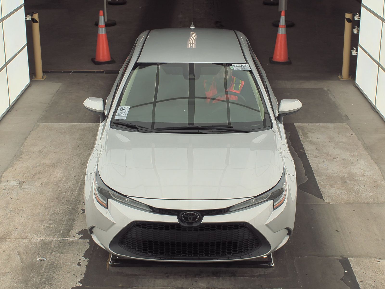 2022 Toyota Corolla LE FWD