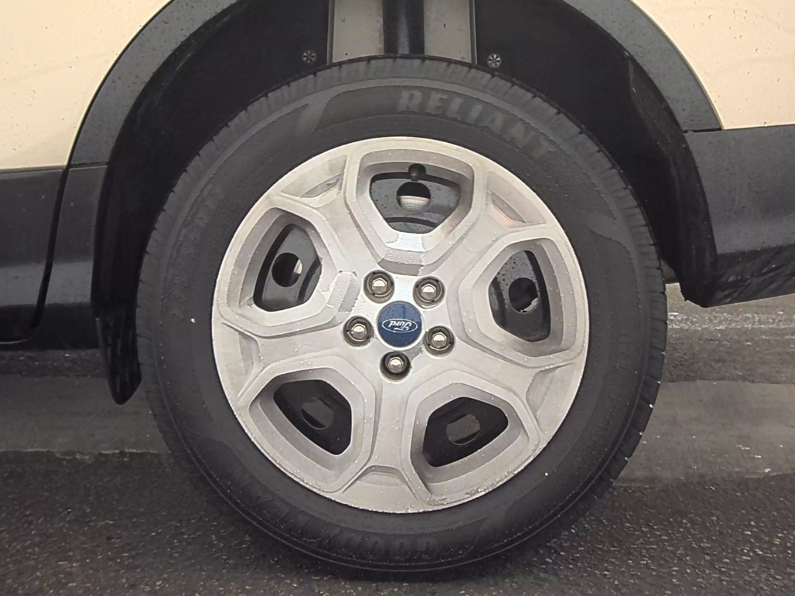 2018 Ford Escape S FWD