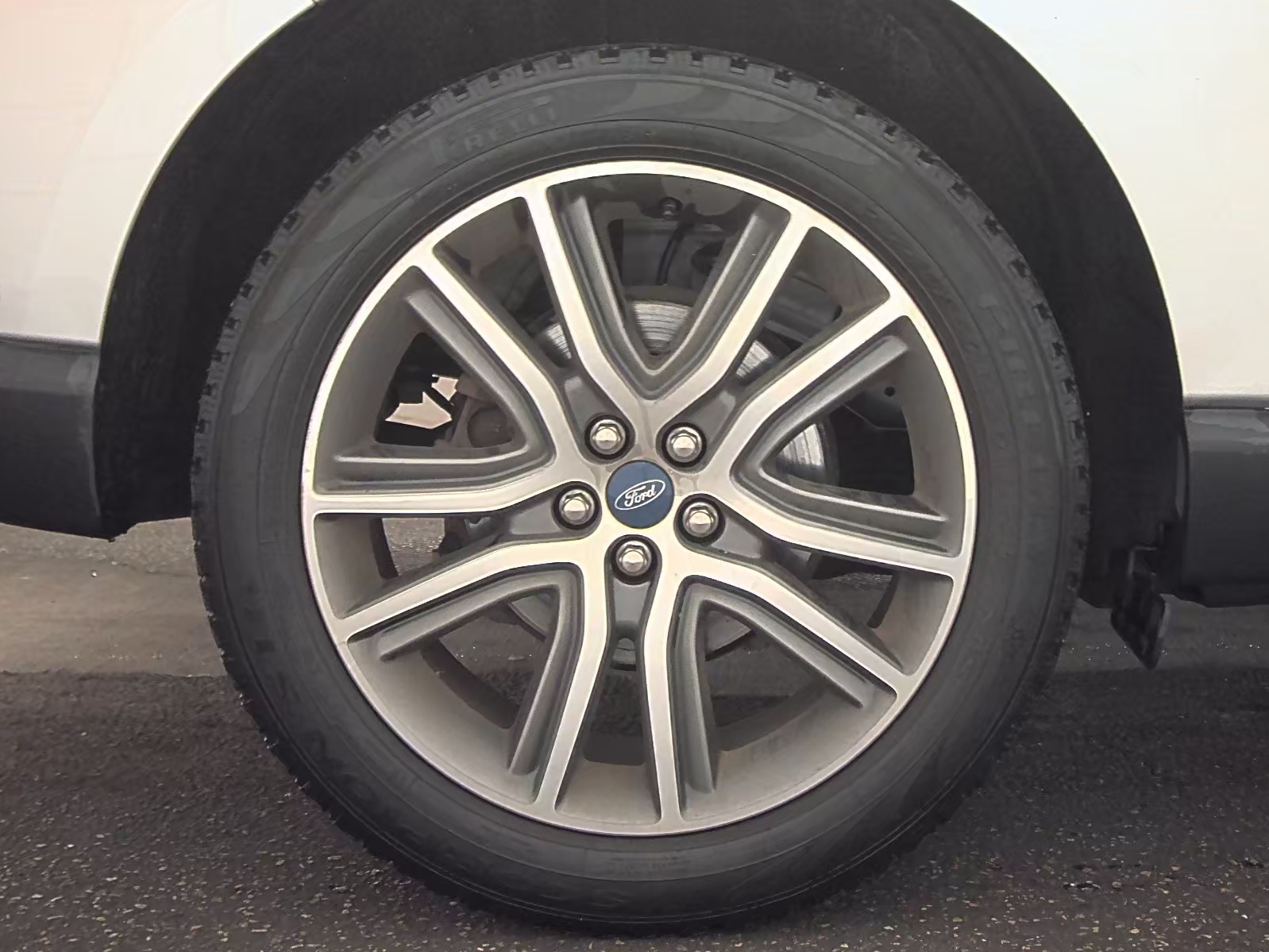 2019 Ford Edge Titanium FWD