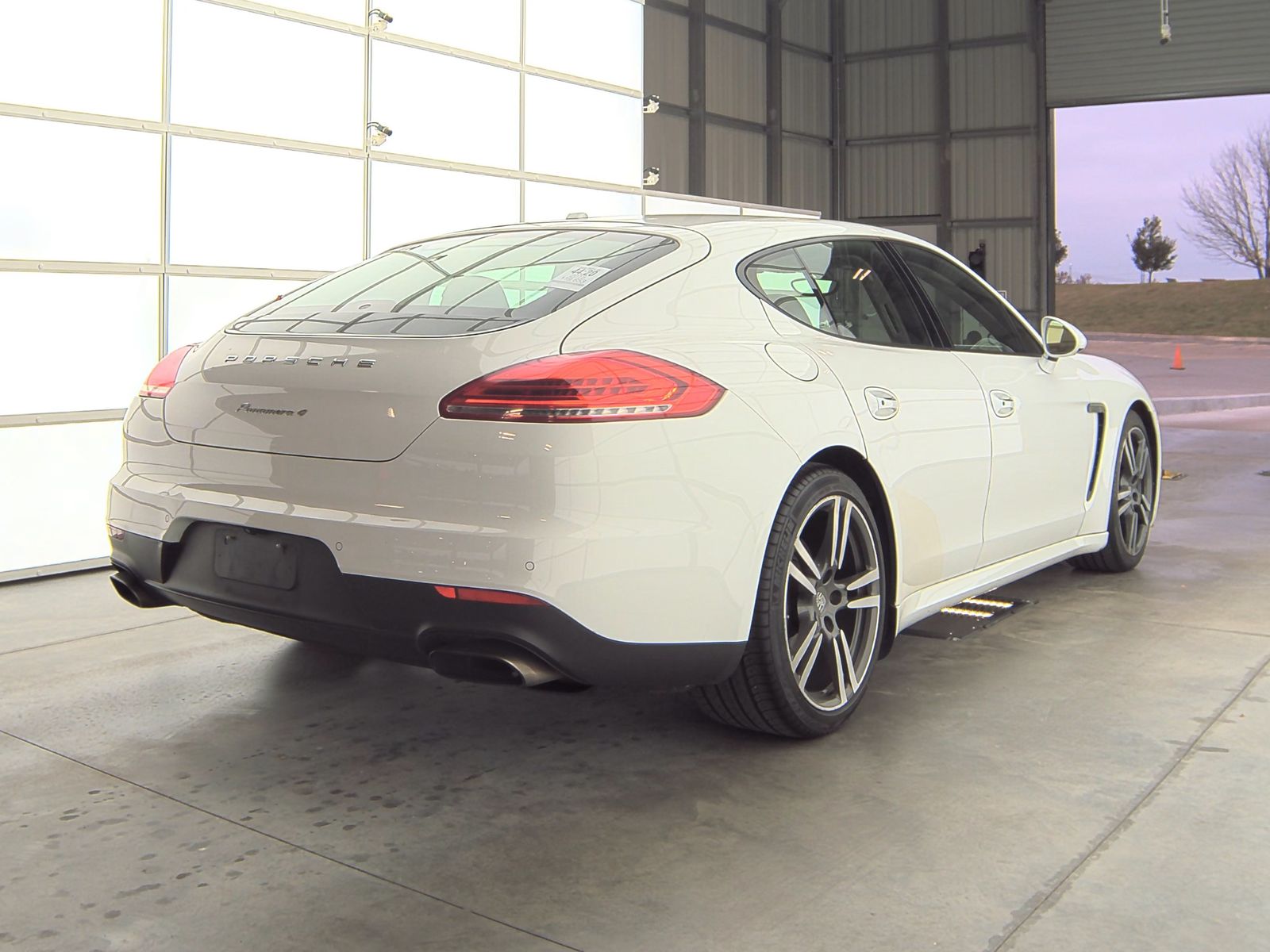 2015 Porsche Panamera 4 AWD