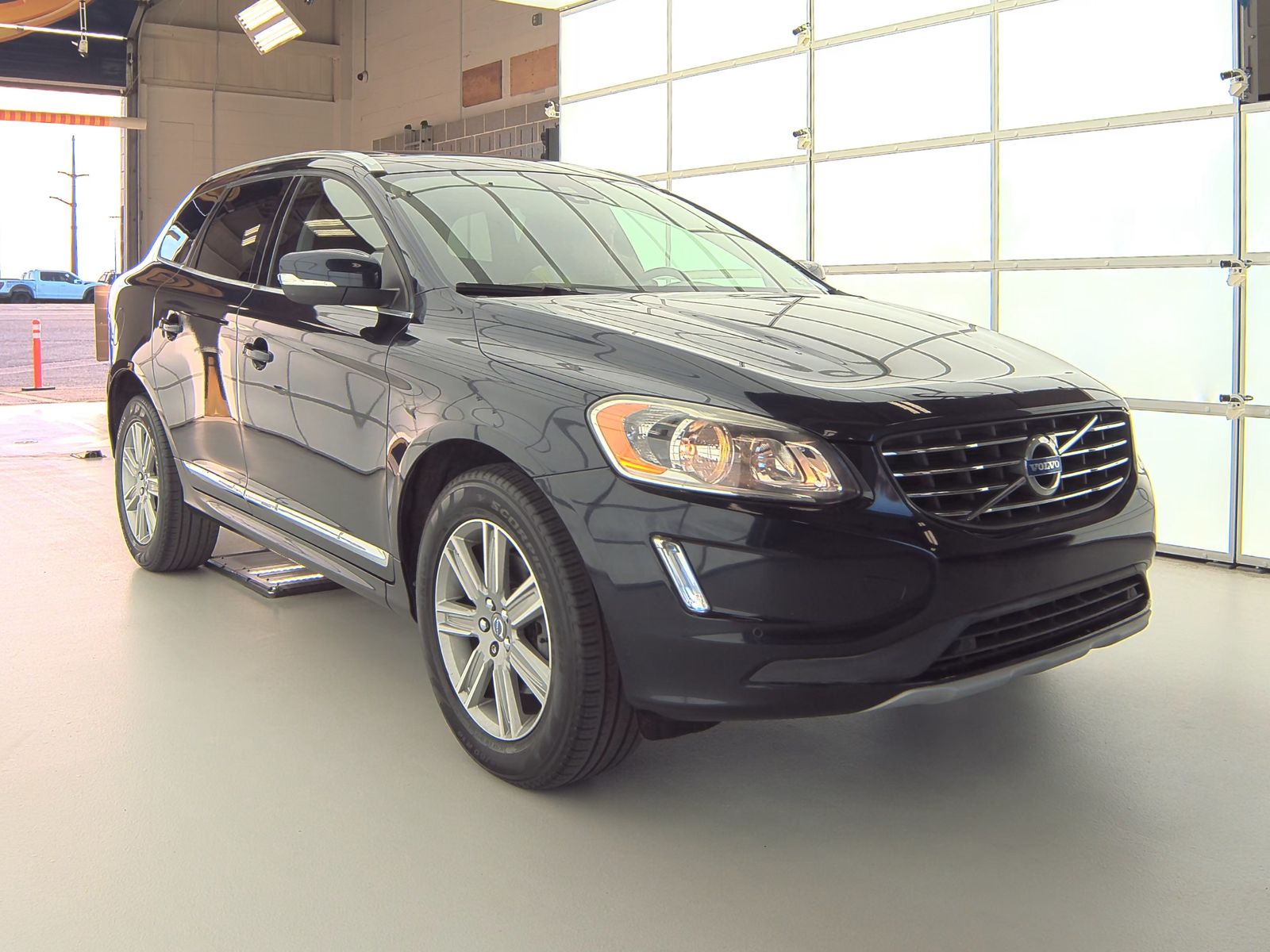 2016 Volvo XC60 T6 AWD