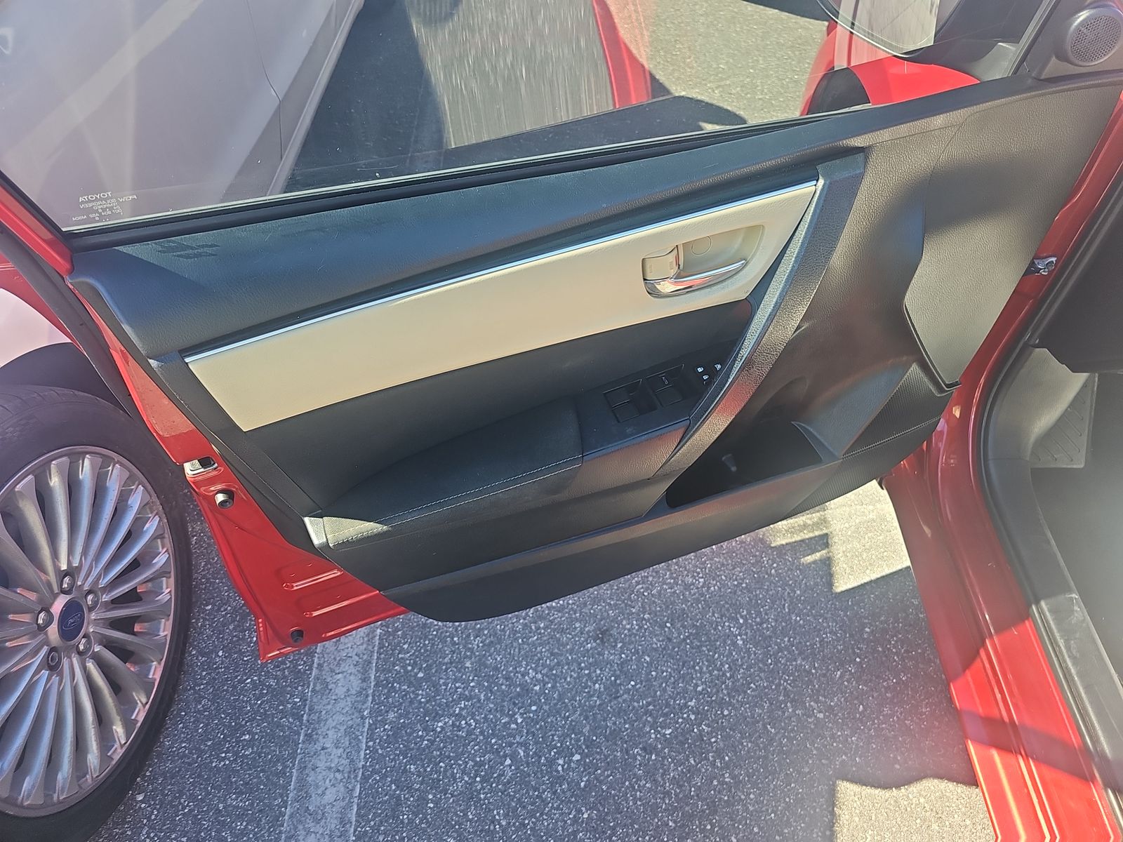 2019 Toyota Corolla LE FWD