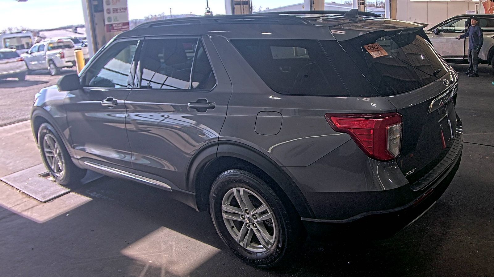 2021 Ford Explorer XLT AWD