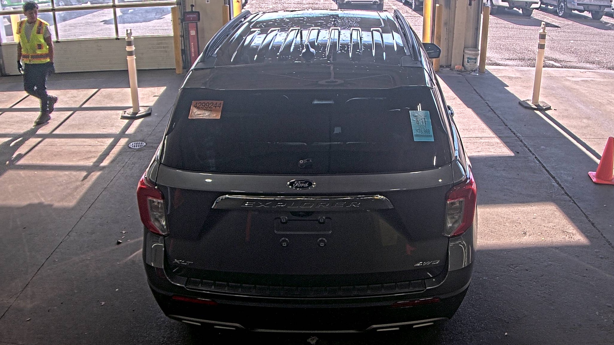 2021 Ford Explorer XLT AWD