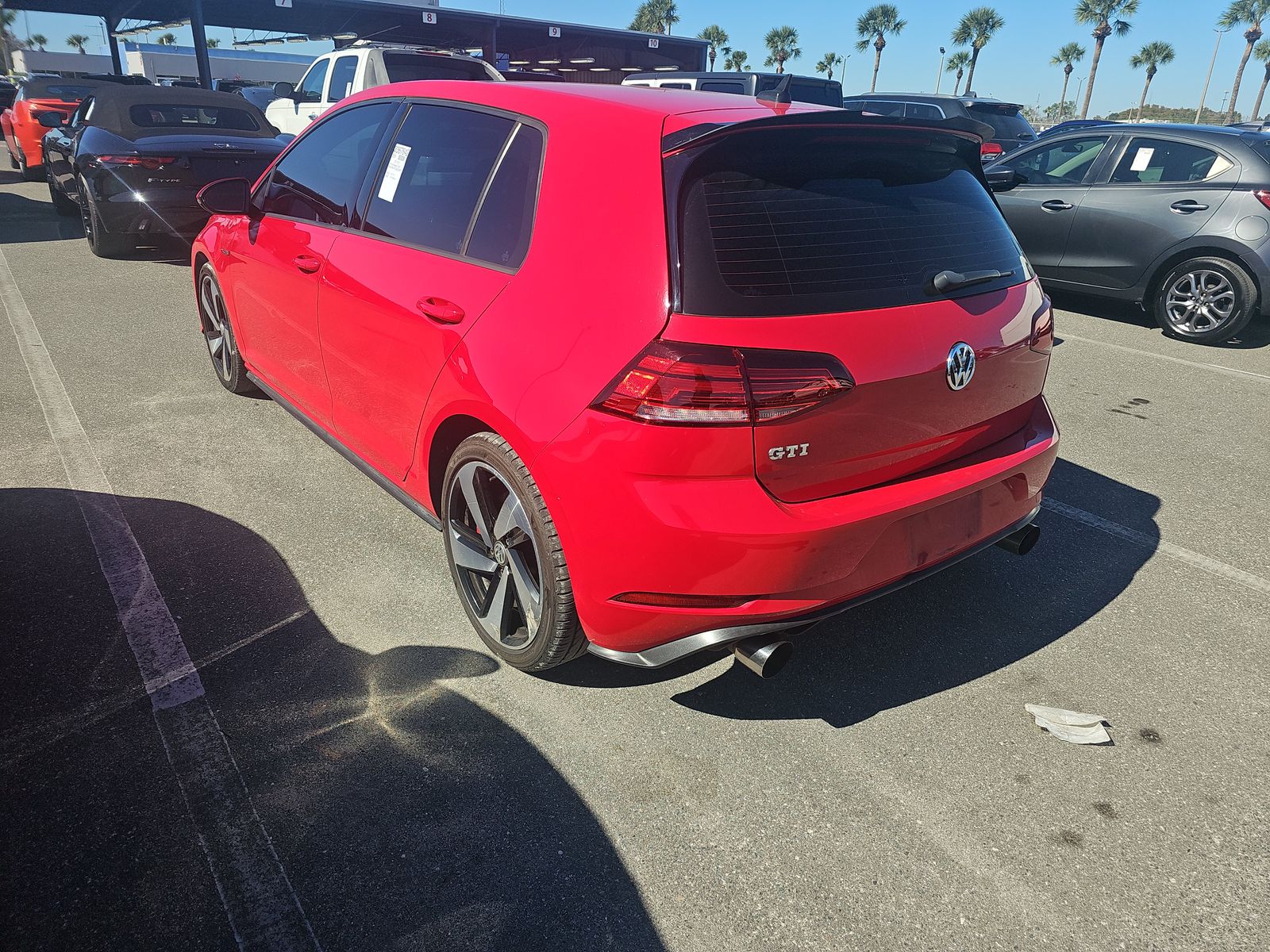 2018 Volkswagen Golf GTI 2.0T SE FWD