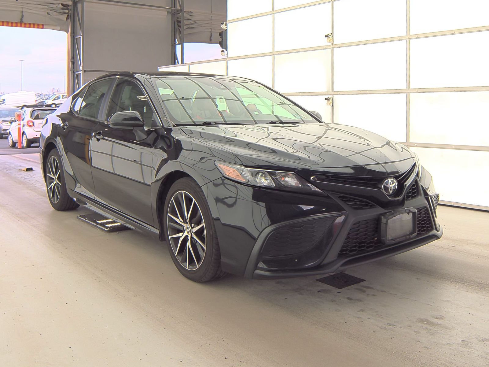 2021 Toyota Camry SE FWD