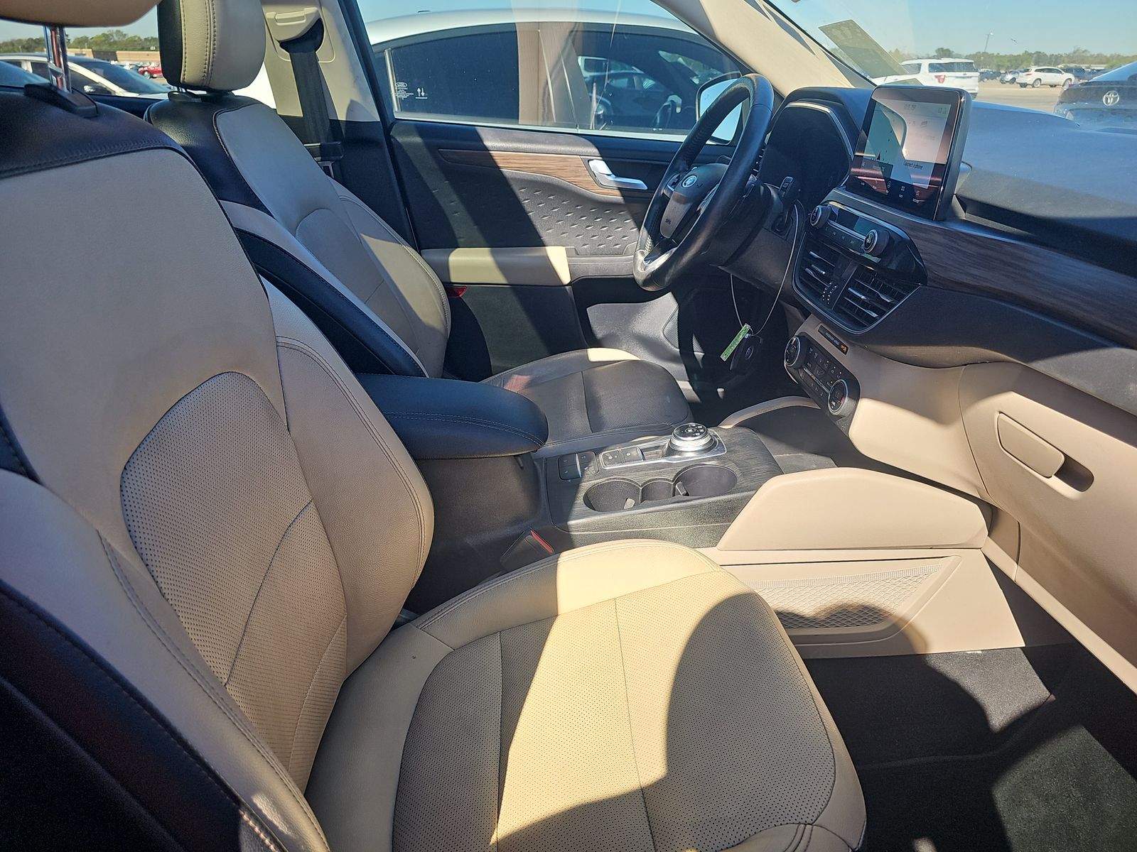 2020 Ford Escape Titanium AWD