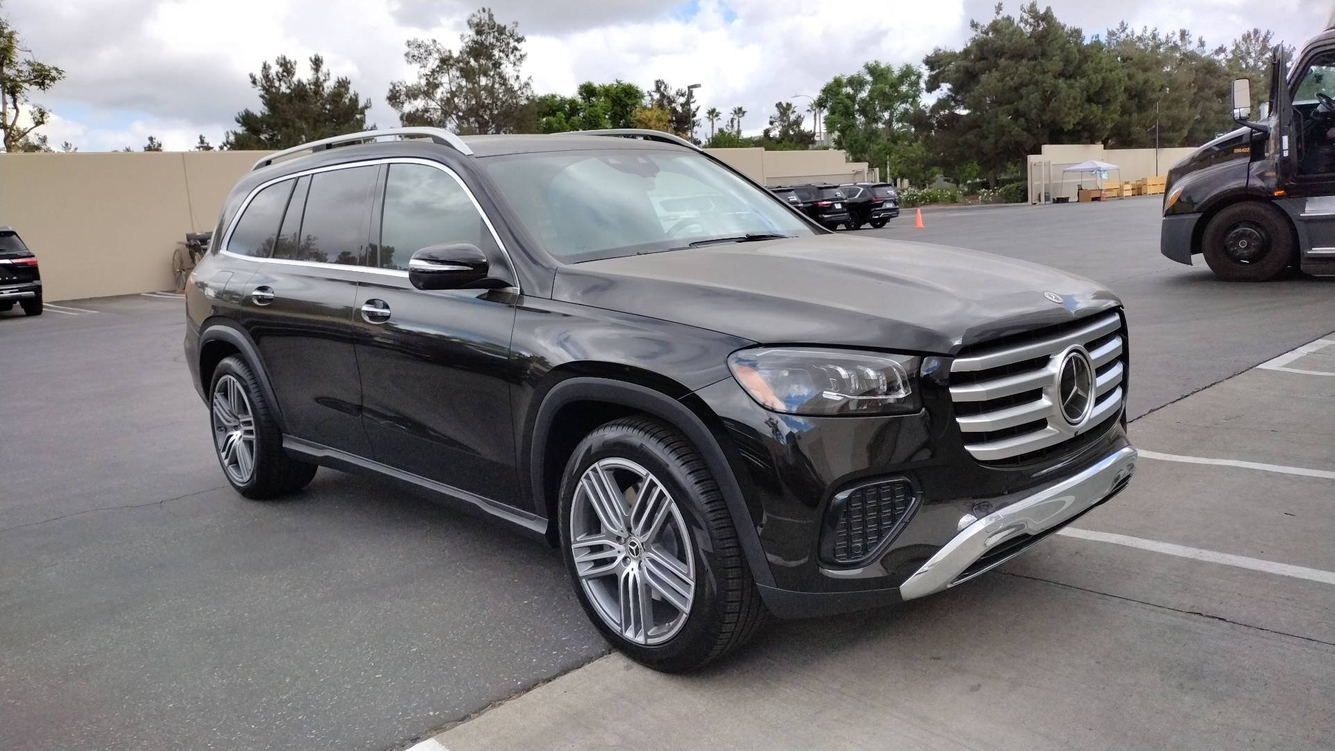 2025 Mercedes-Benz GLS 450 4MATIC