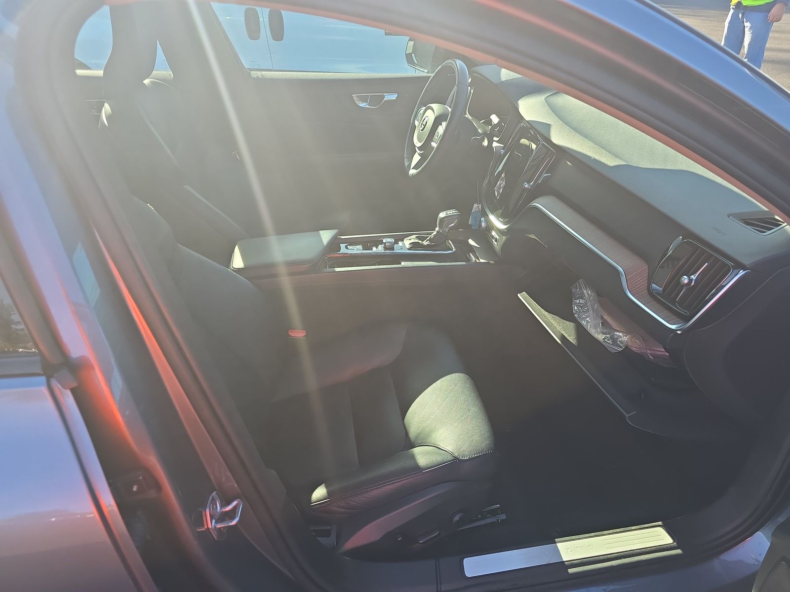 2021 Volvo S60 T5 Momentum AWD