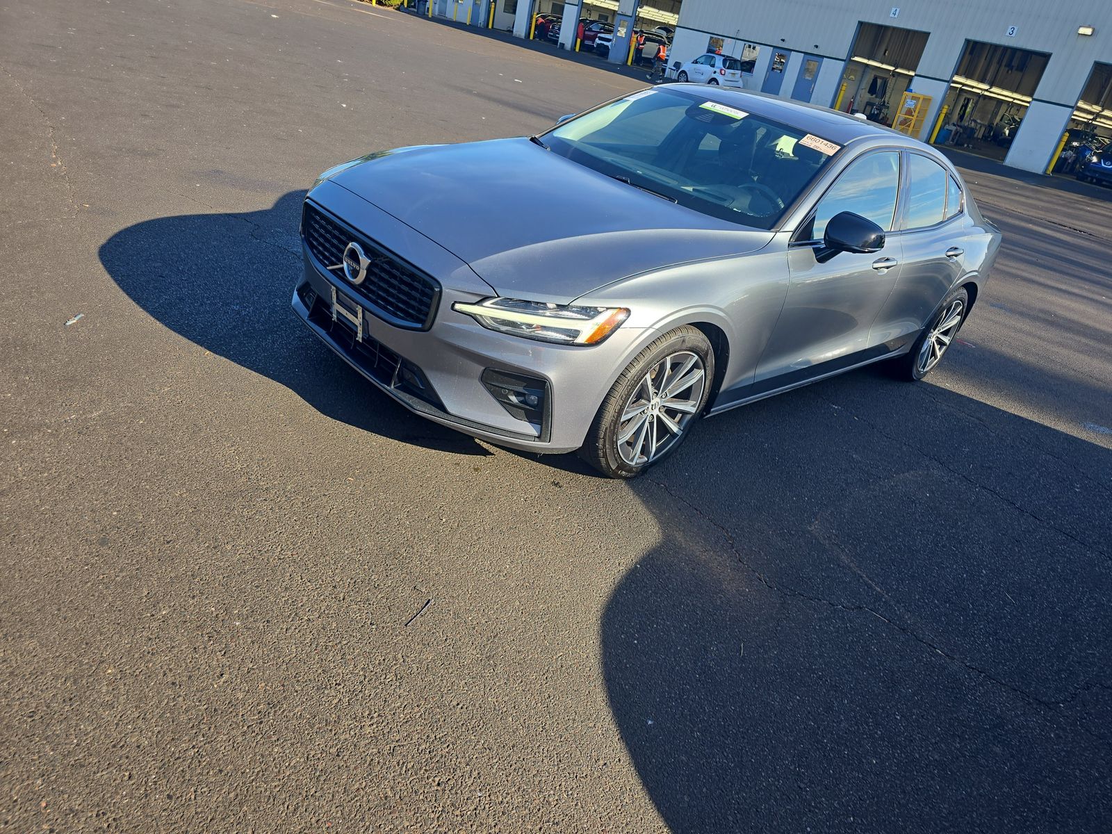 2021 Volvo S60 T5 Momentum AWD