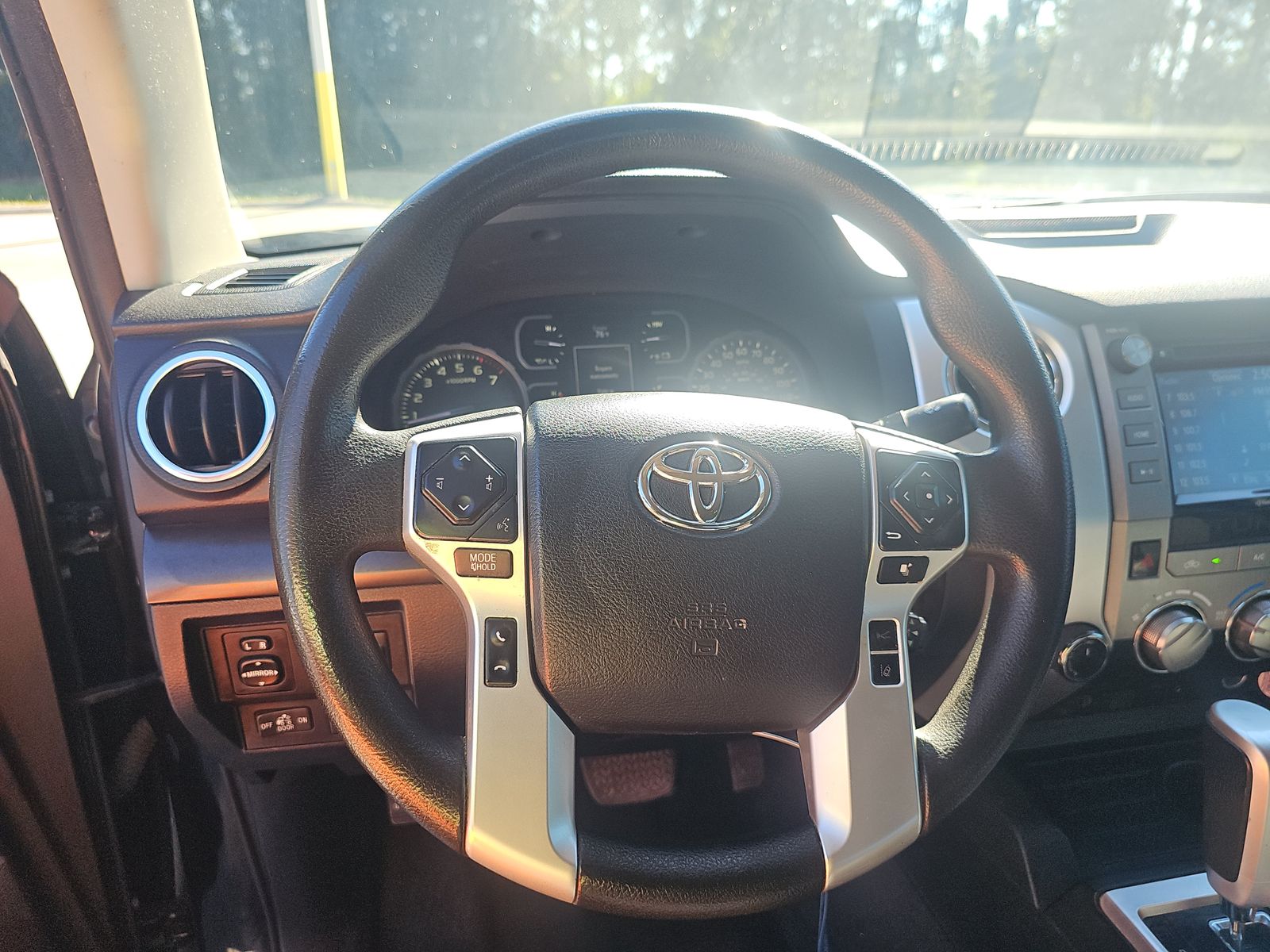 2019 Toyota Tundra SR5 AWD