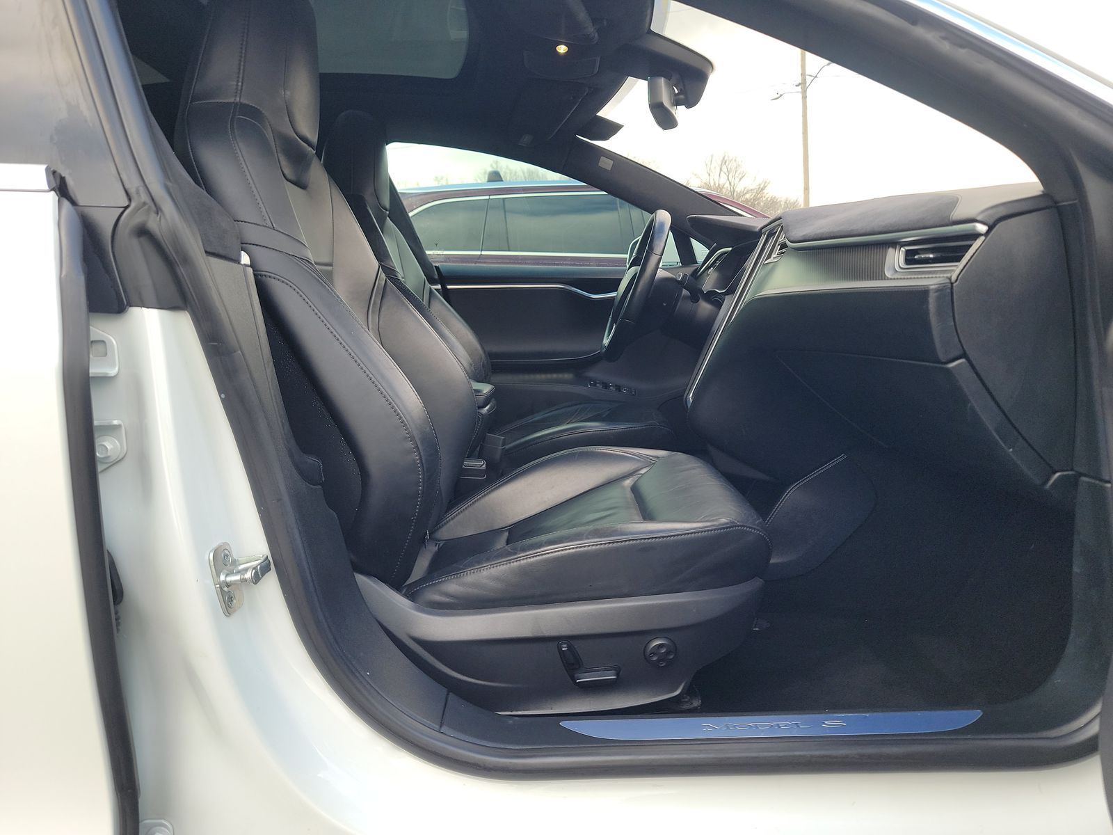 2015 Tesla Model S P85D AWD