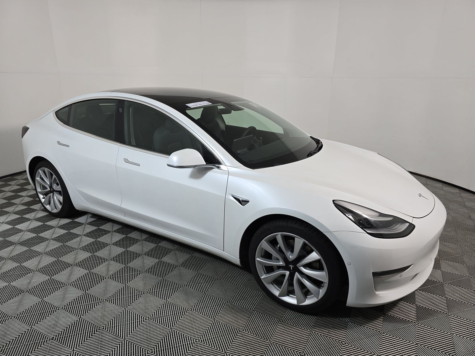 2020 Tesla Model 3 Standard Range Plus RWD