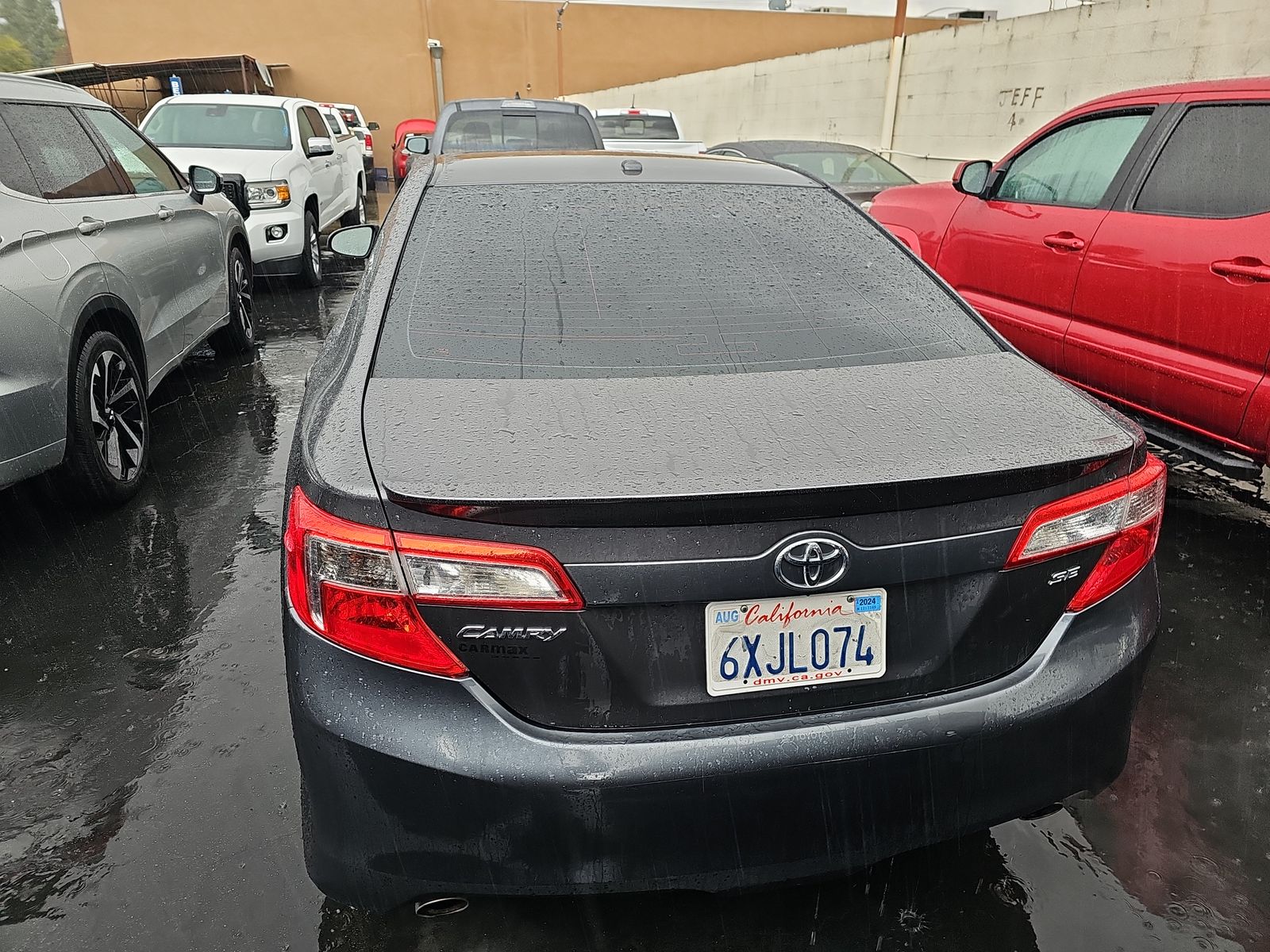 2012 Toyota Camry SE FWD