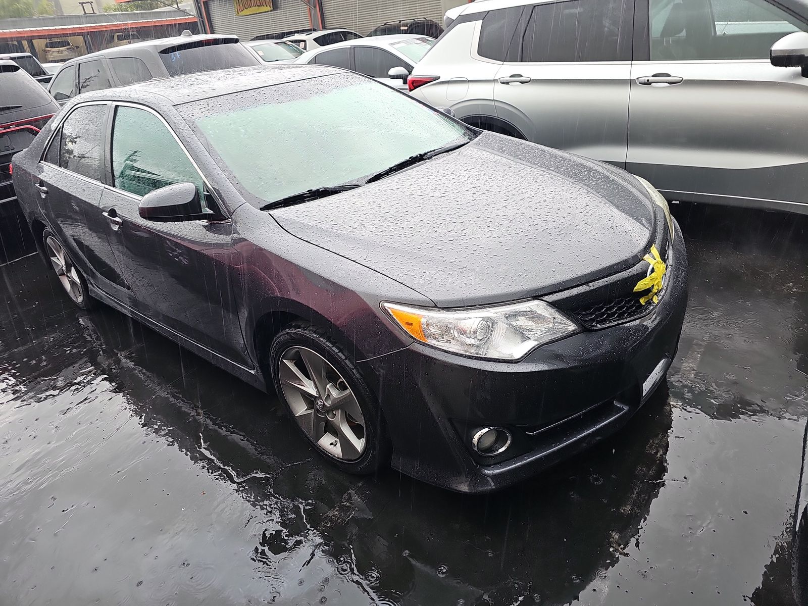 2012 Toyota Camry SE FWD